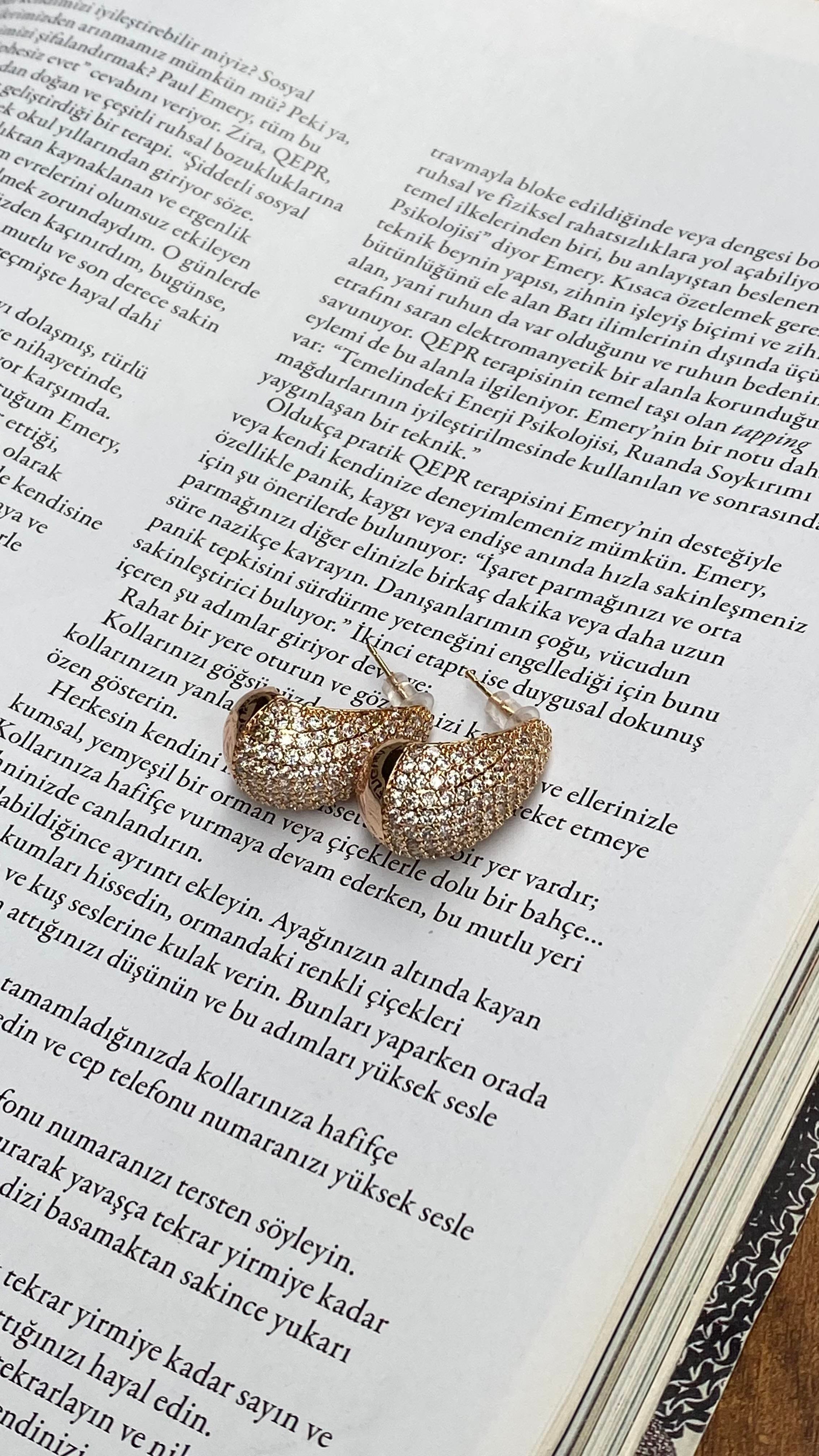 Rose Gold Damla Zirkon Taşlı Küpe