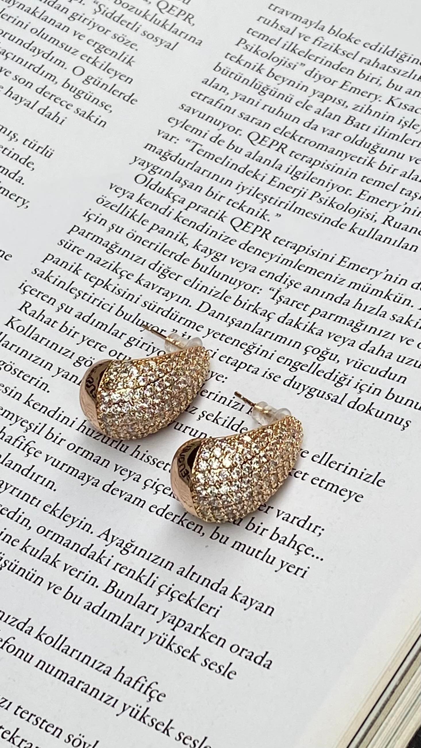 Rose Gold Damla Zirkon Taşlı Küpe