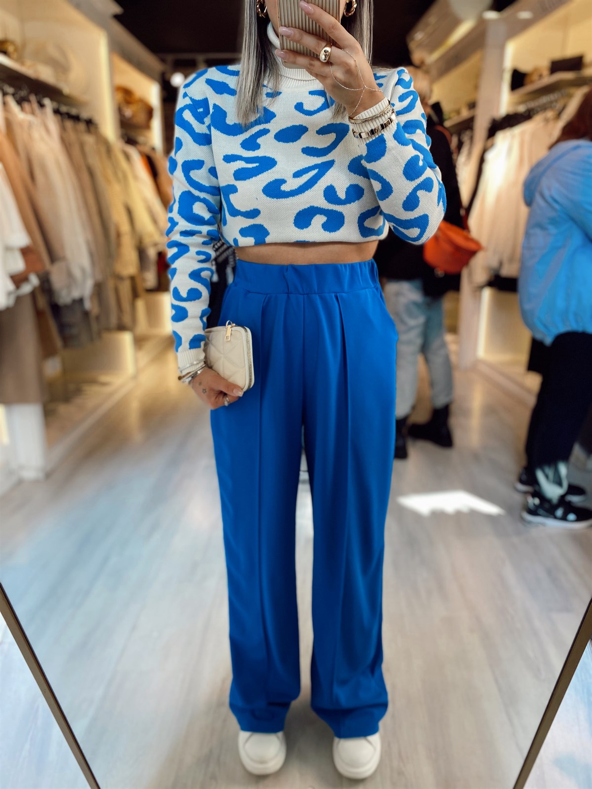 Saks Mavi Beli Lastikli Ön Dikiş Detaylı Bol Paça Pantolon