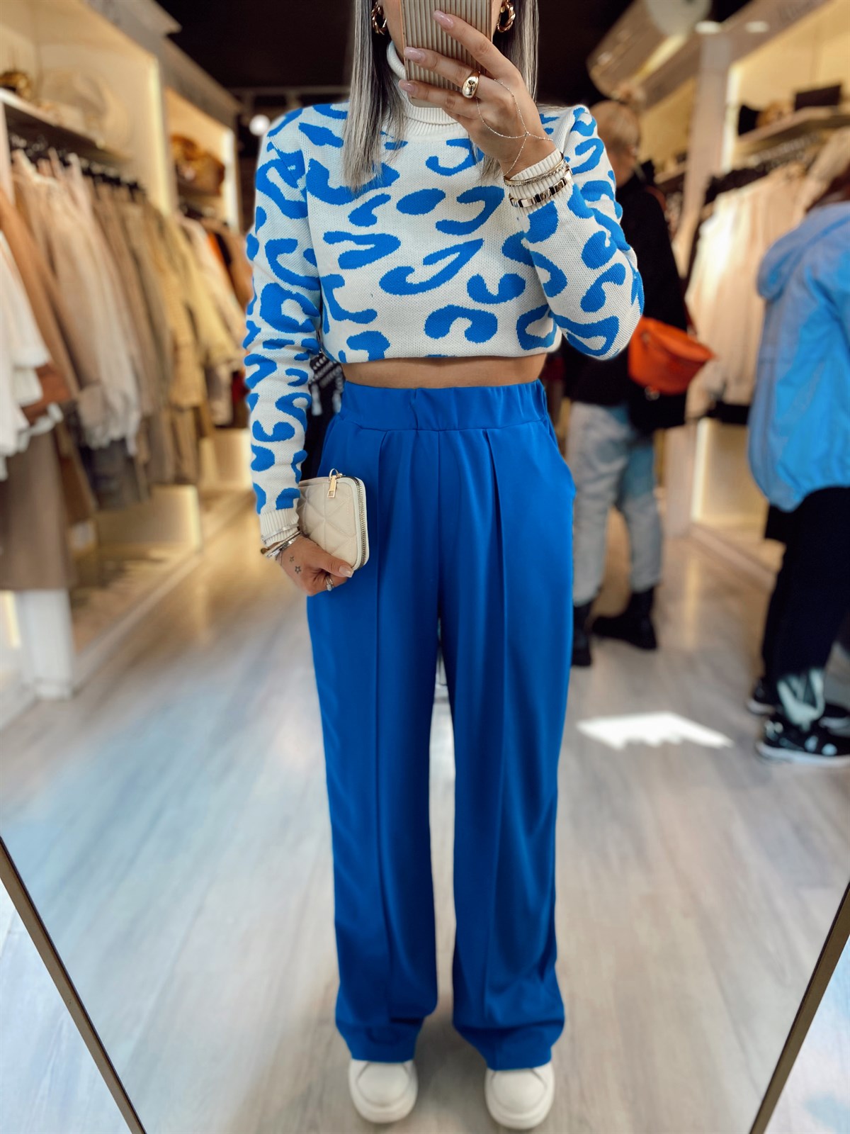 Saks Mavi Beli Lastikli Ön Dikiş Detaylı Bol Paça Pantolon