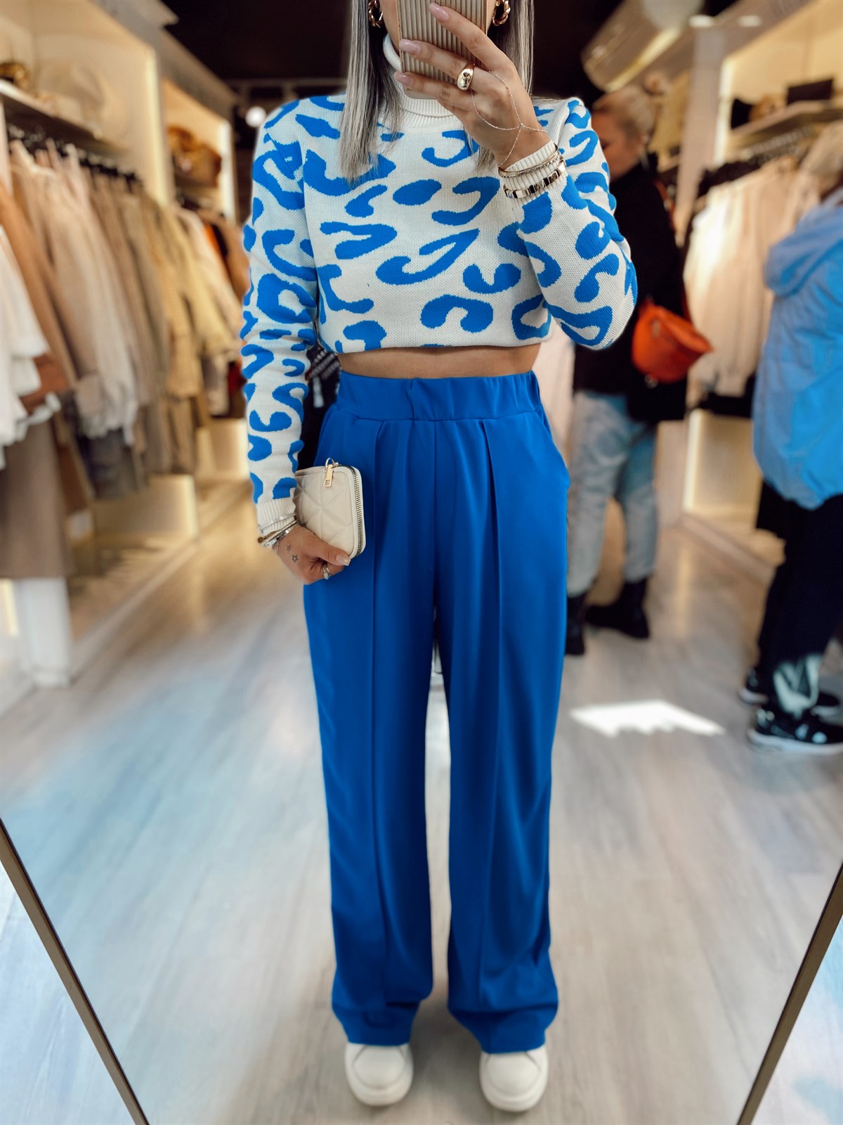 Saks Mavi Beli Lastikli Ön Dikiş Detaylı Bol Paça Pantolon