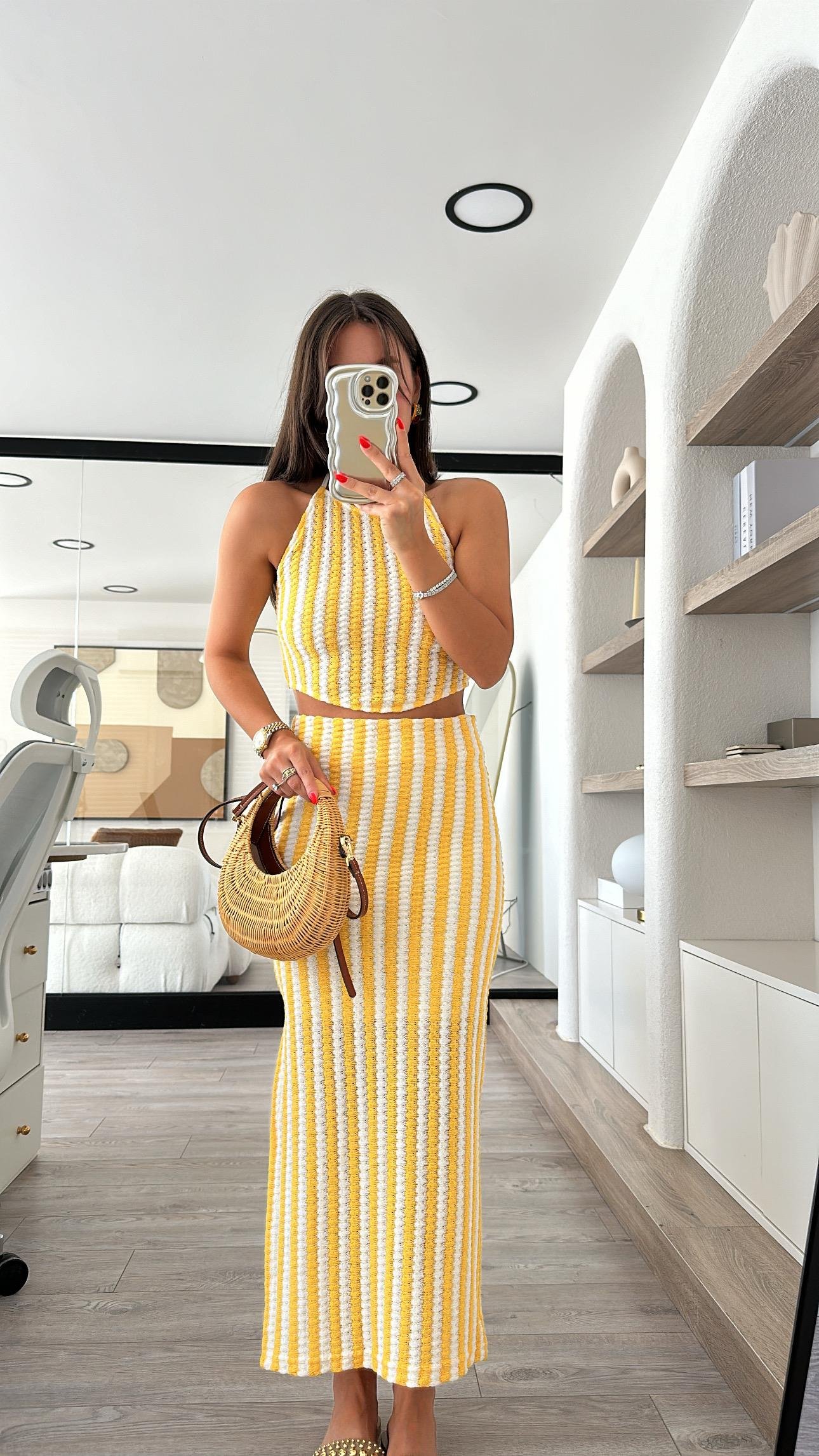 Sarı Beyaz  Ajurlu Etekli Takım