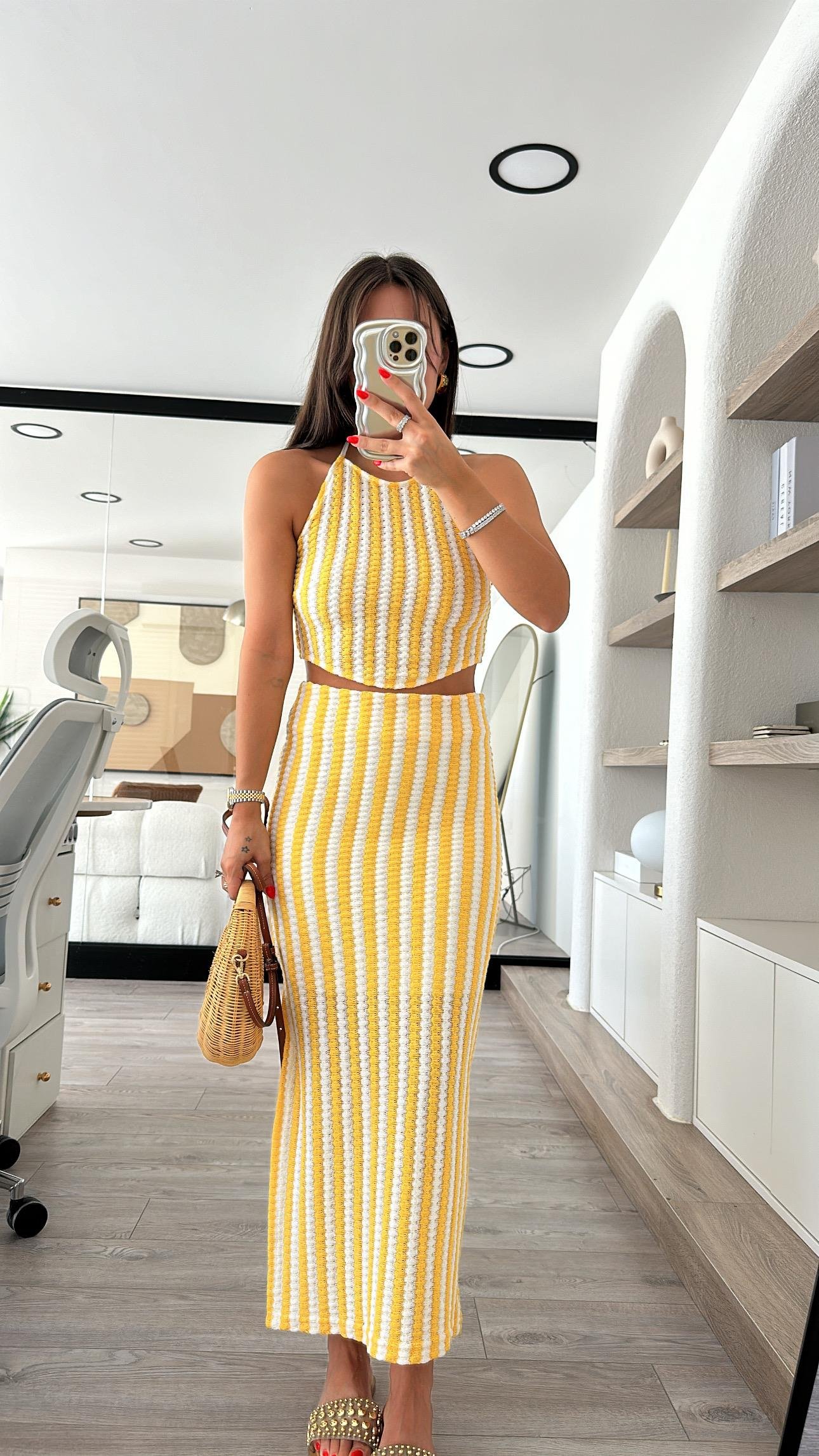 Sarı Beyaz  Ajurlu Etekli Takım