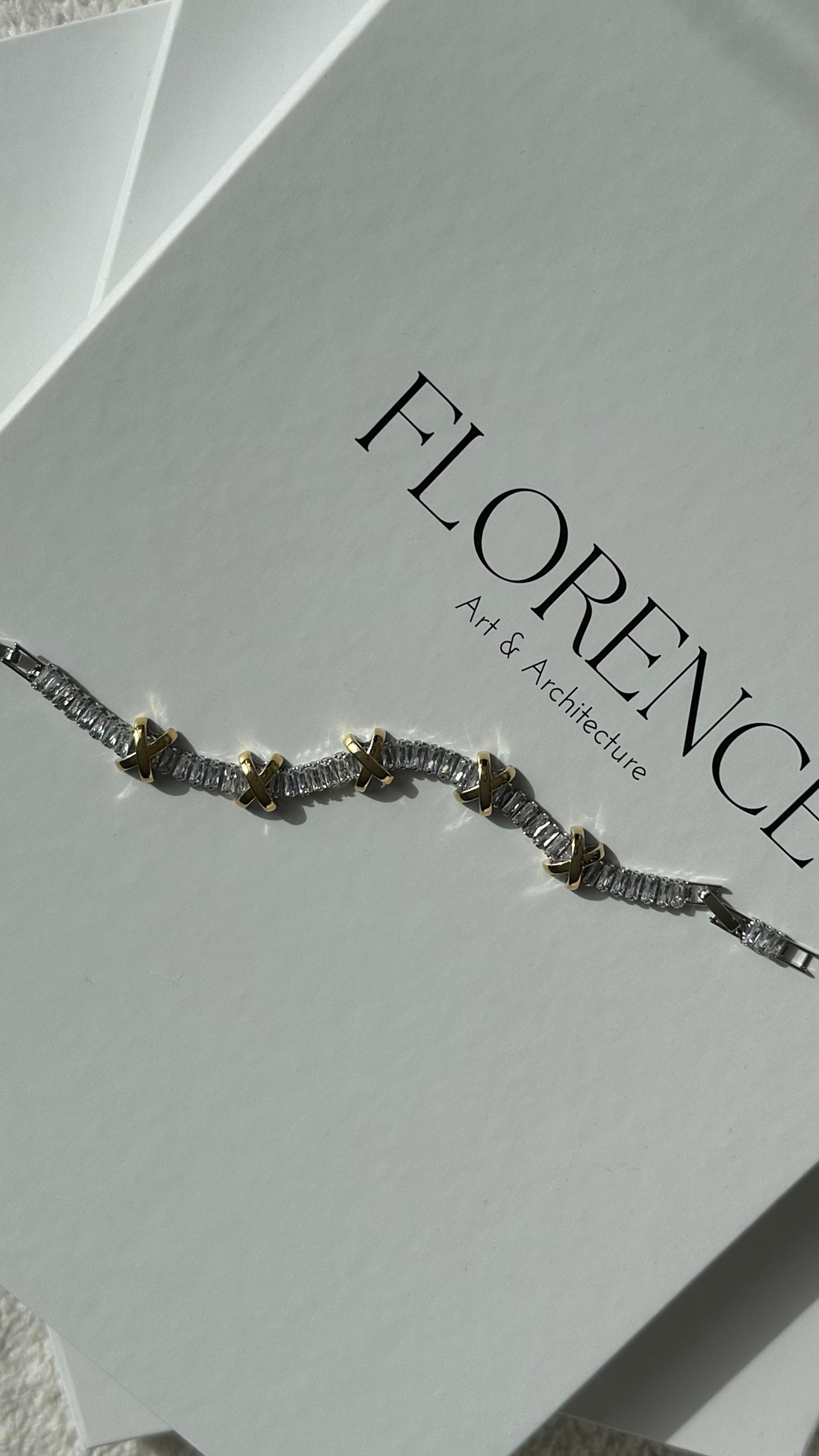 Silver Gold Taşlı XO Bileklik