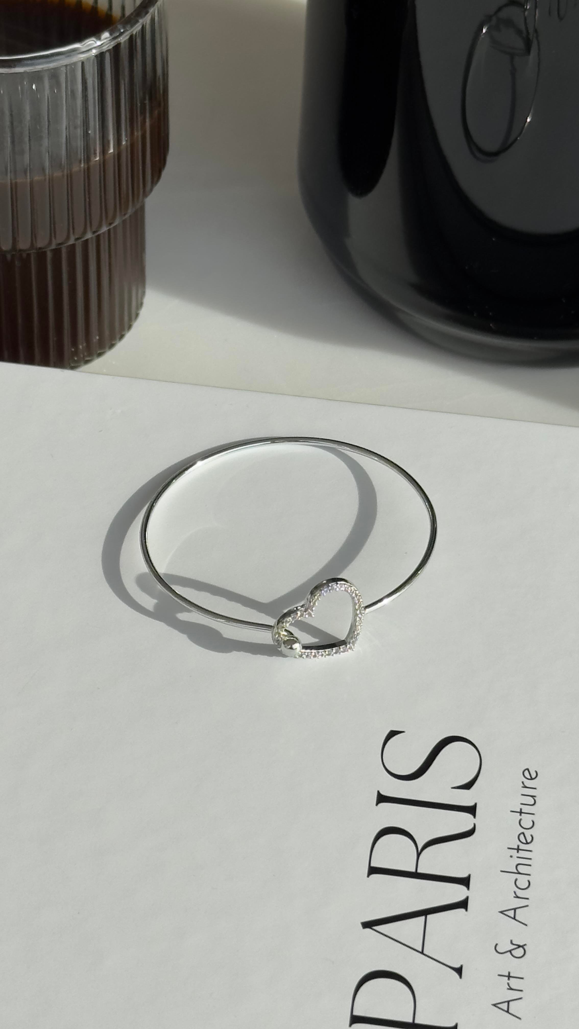 Silver Kalpli Taşlı Kelepçe Bileklik