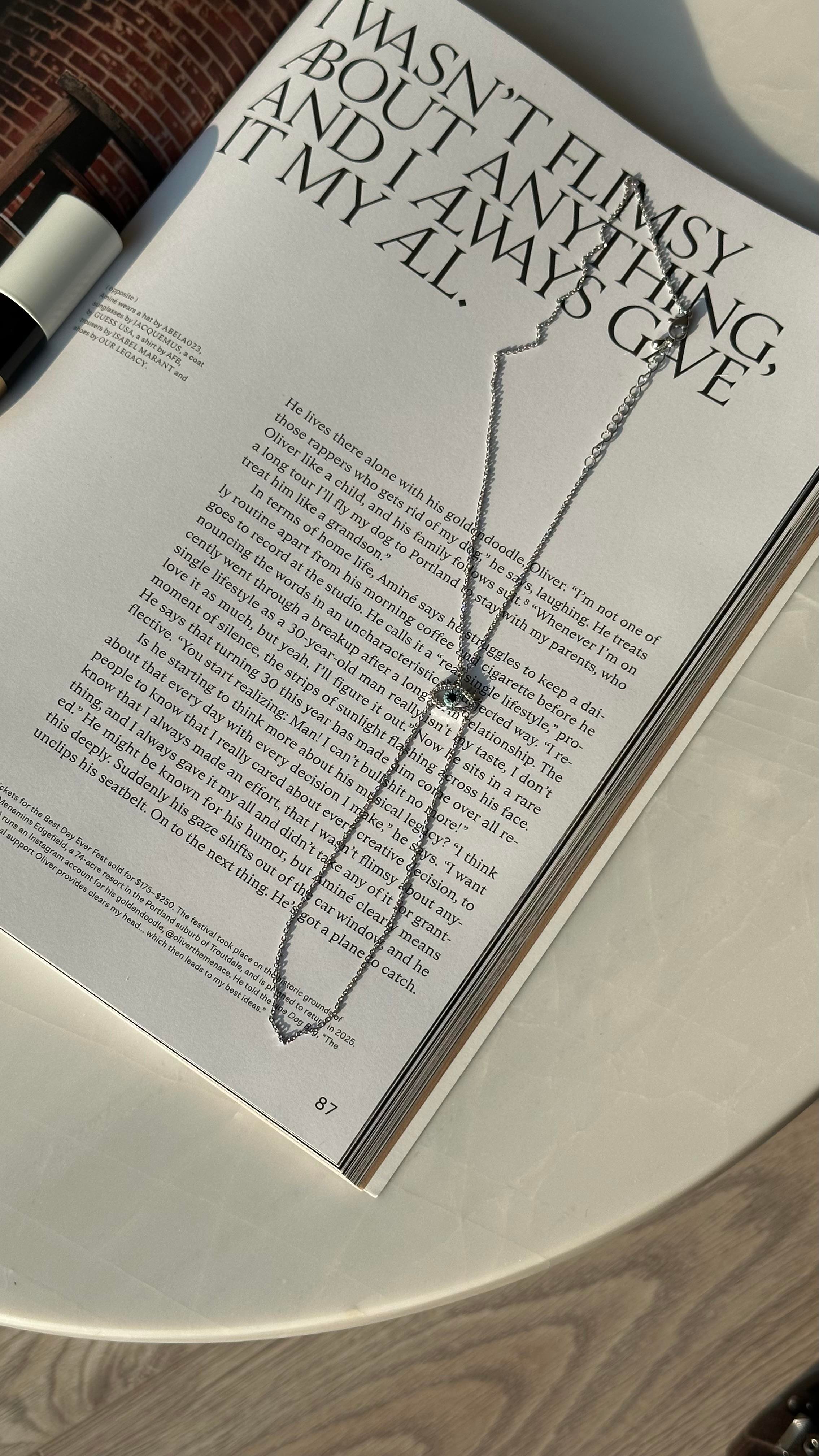 Silver Renkli Göz Detaylı Şahmeran