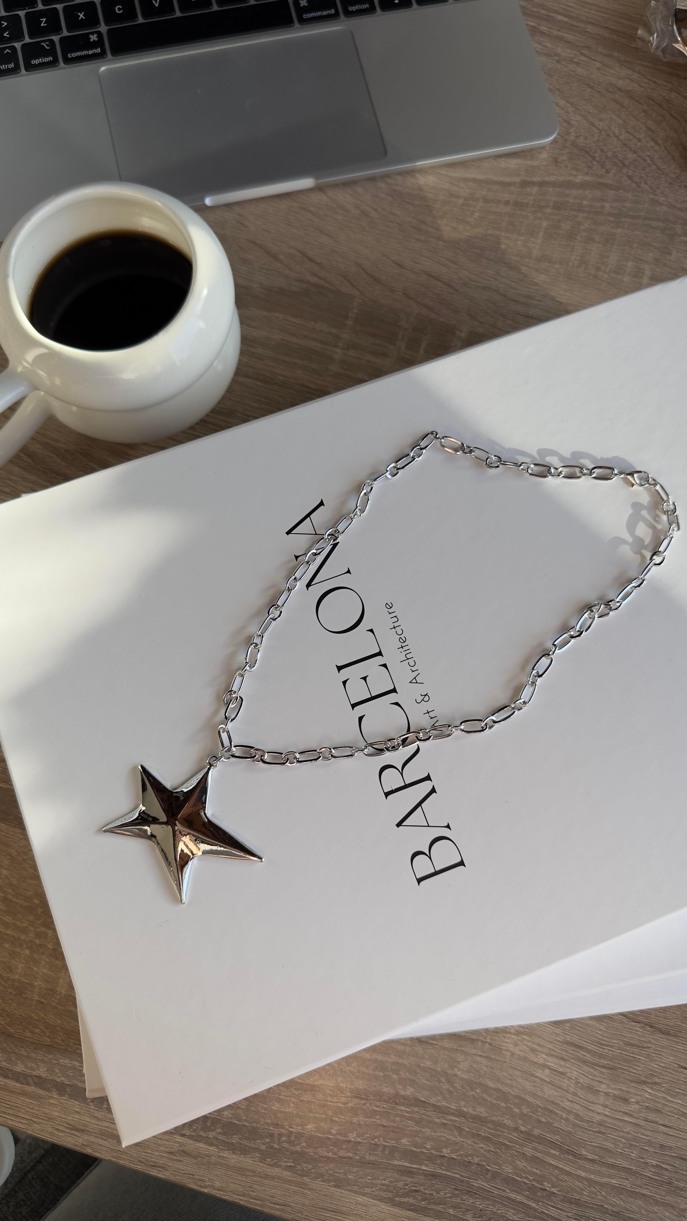 Silver Yıldızlı Kolye