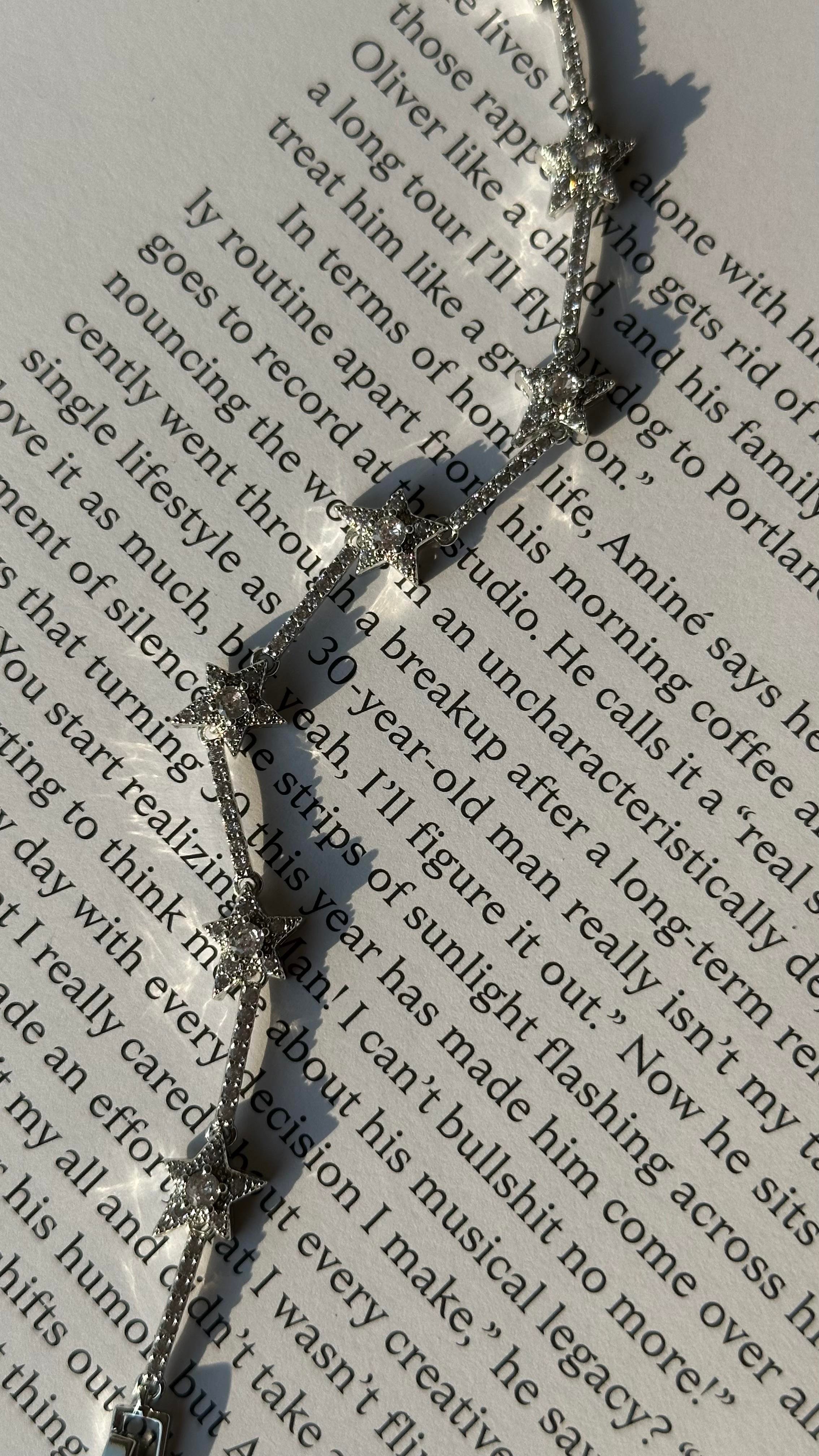 Silver Yıldızlı Taşlı Bileklik