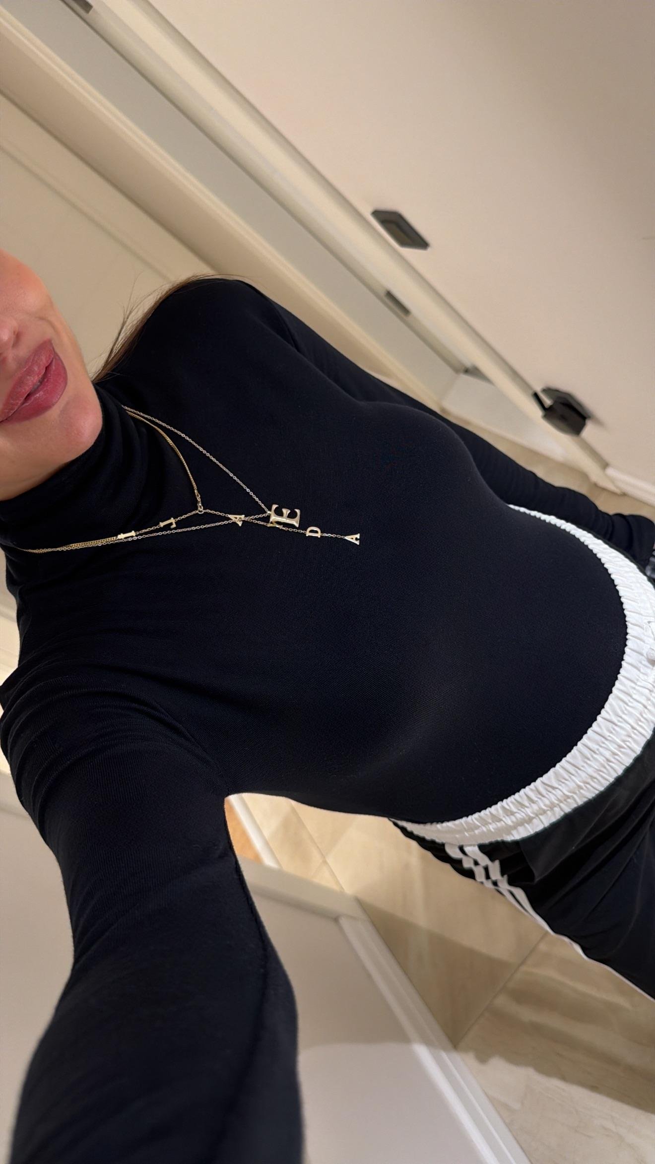 Siyah Balıkçı Yaka Basic Bluz 