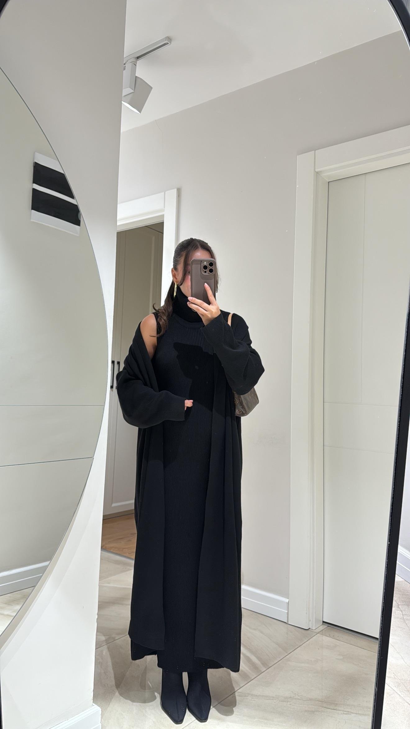 Siyah Balıkçı Yaka Elbiseli Hırka Takım 