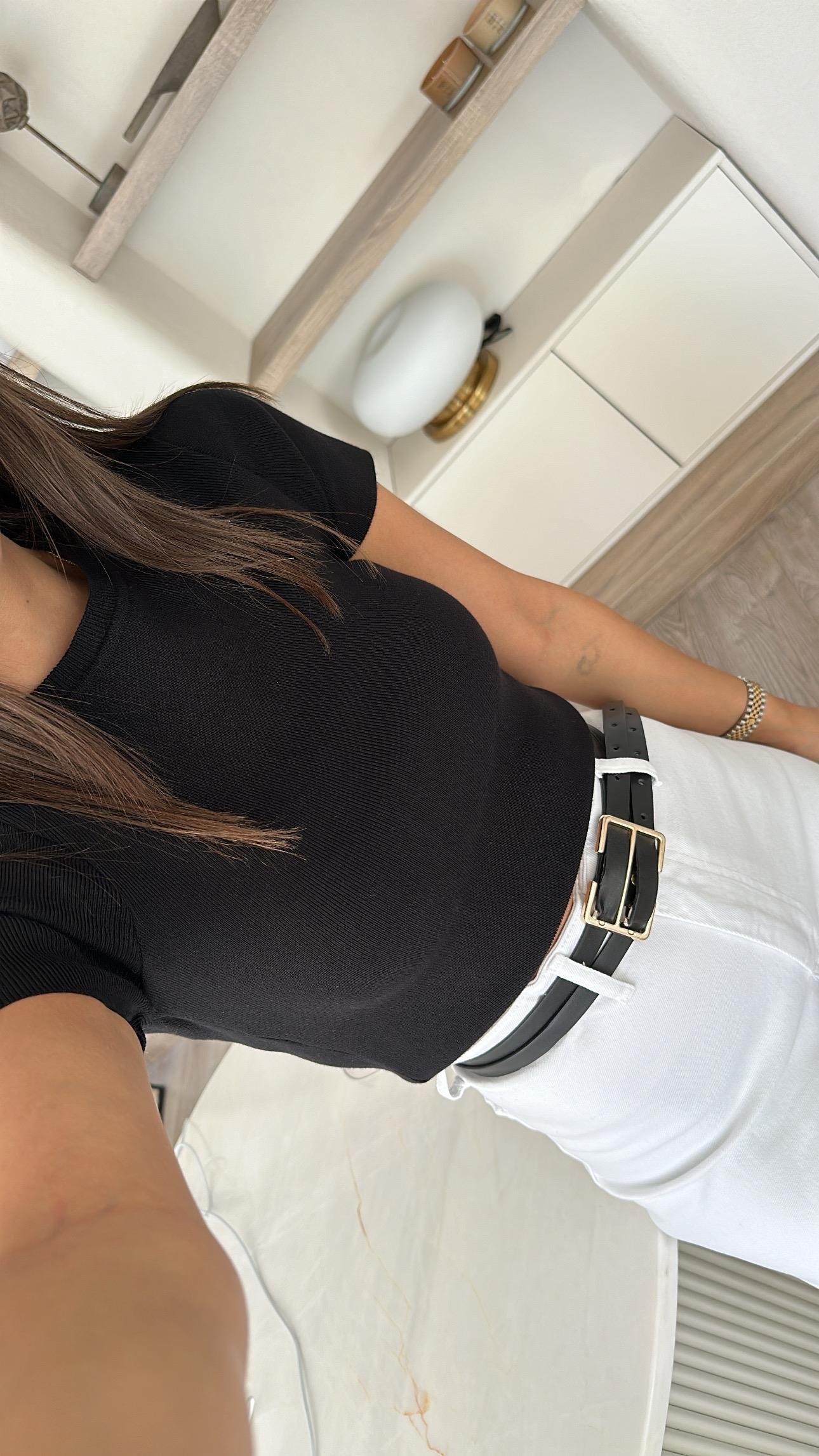 Siyah Sıfır Kol Basic Dilvin Crop Bluz