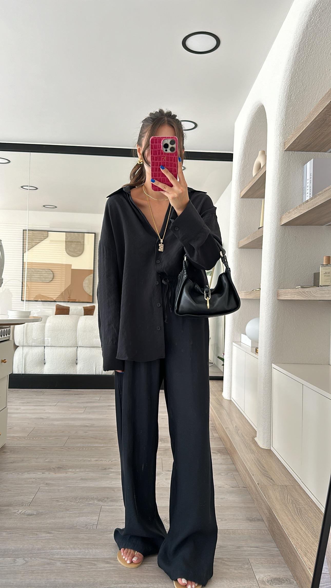 Siyah Bel Bağlamalı Cepli Tensel Kumaş Pantolon 