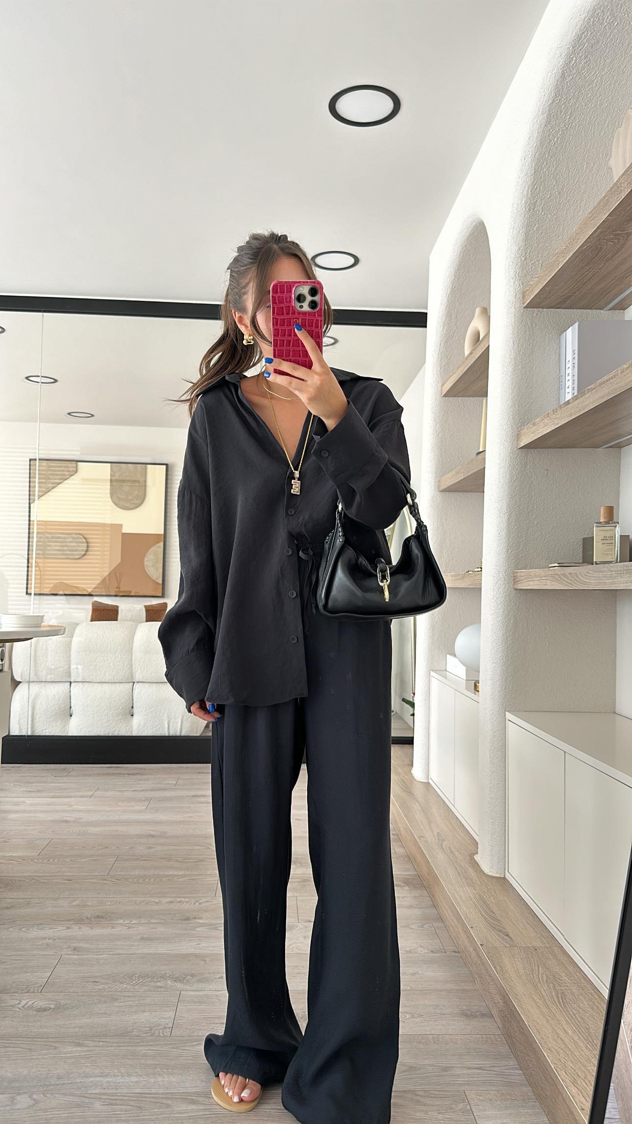 Siyah Bel Bağlamalı Cepli Tensel Kumaş Pantolon 