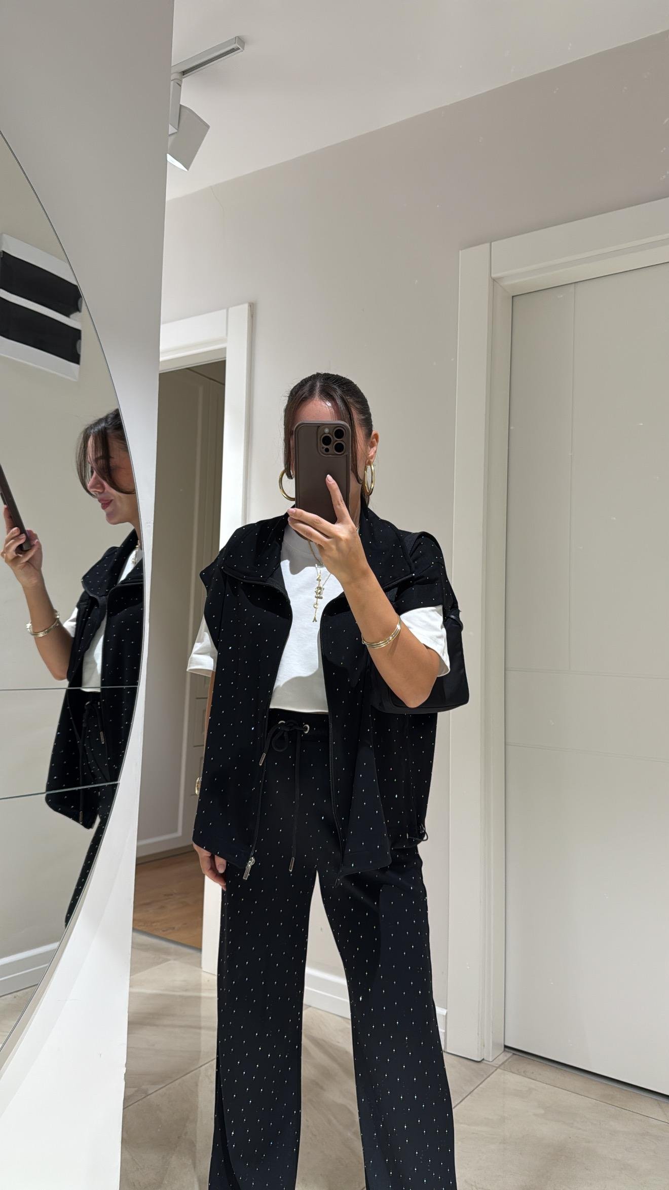 Siyah Bel Lastikli Taşlı Pantolon Takım