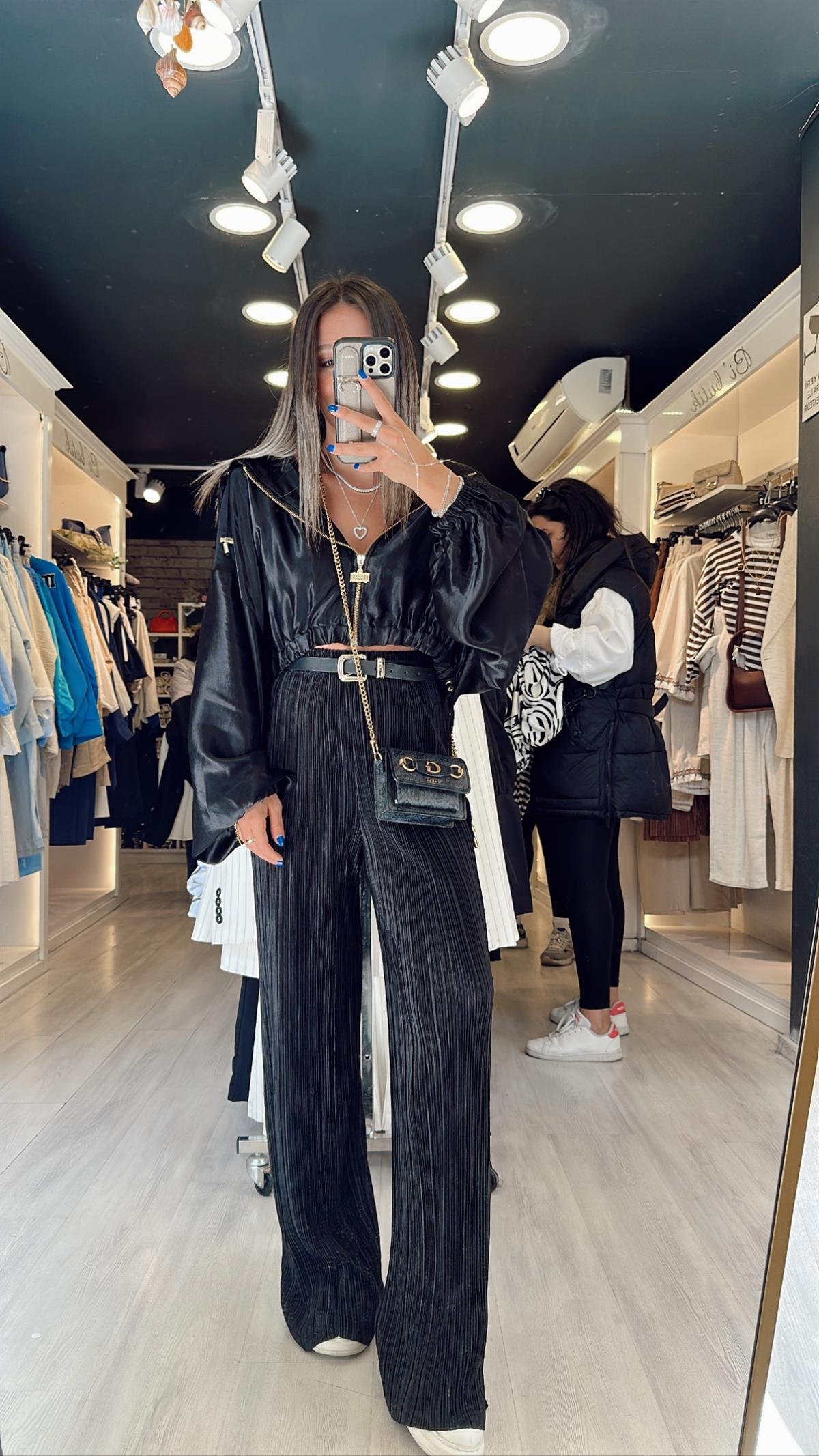 Siyah Beli Lastikli Krinkıl Kumaş Pantolon 