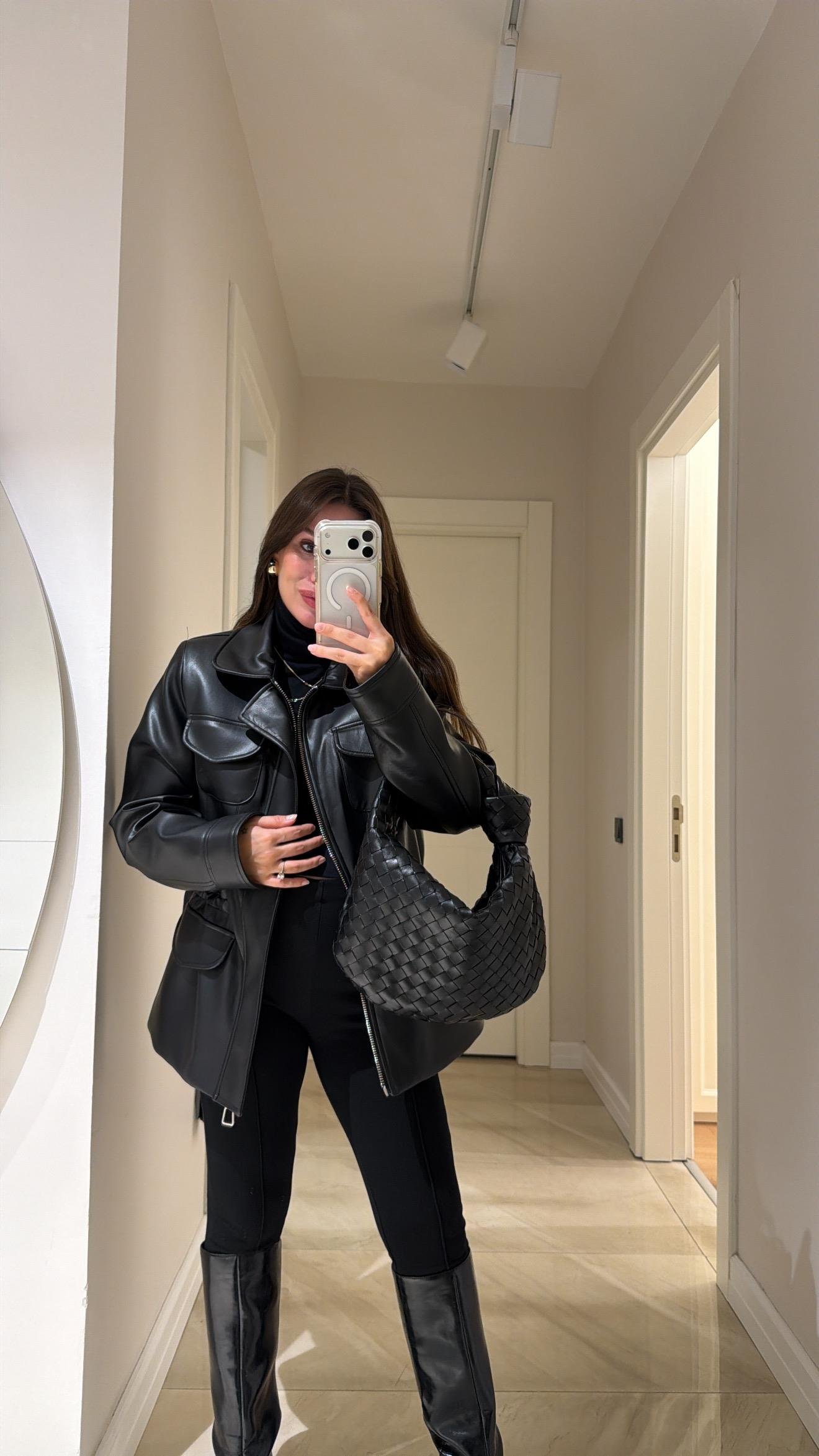 Siyah Beli Lastikli Ravi Deri Ceket 