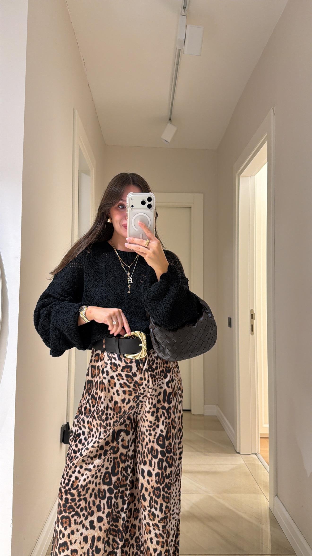 Siyah Bisiklet Yaka Ajurlu Marka Model Kazak