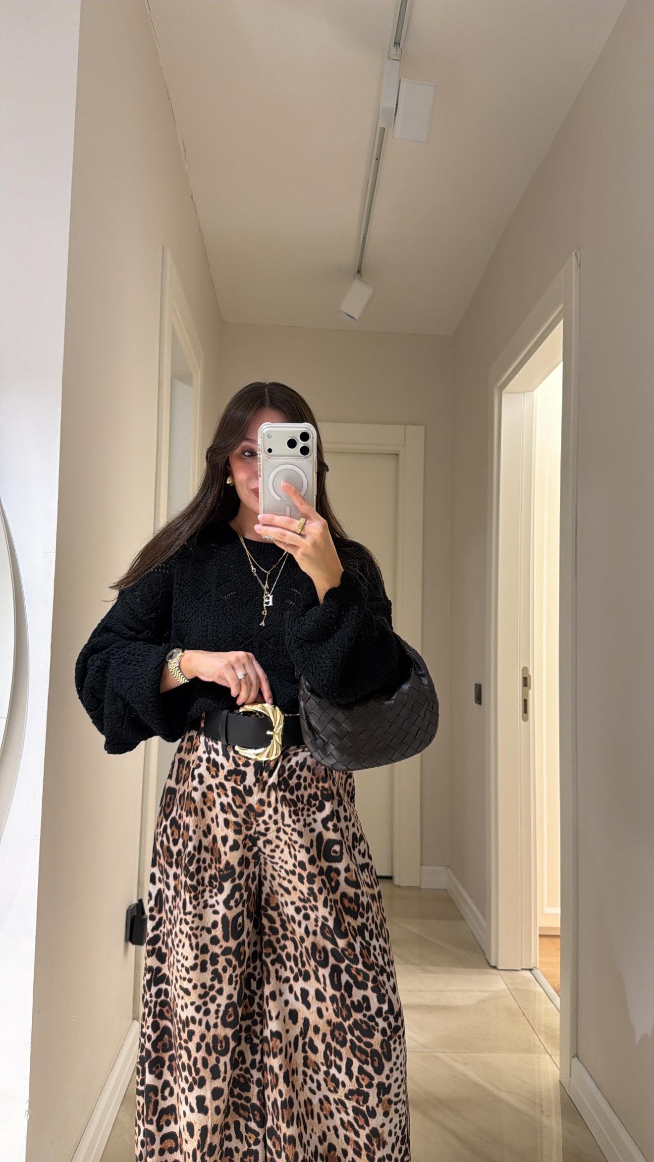 Siyah Bisiklet Yaka Ajurlu Marka Model Kazak