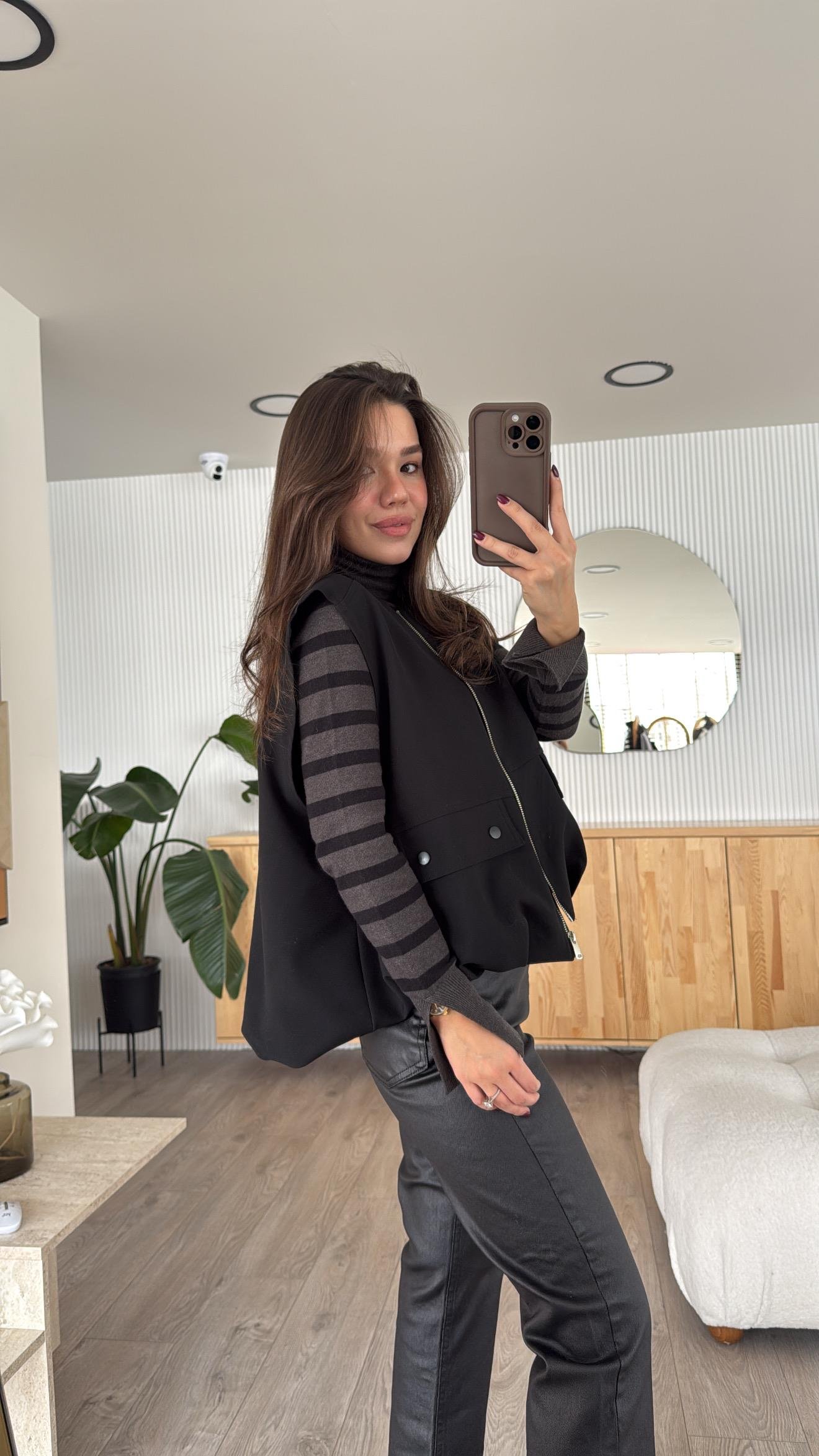 Siyah Büzgülü Balon Yelek