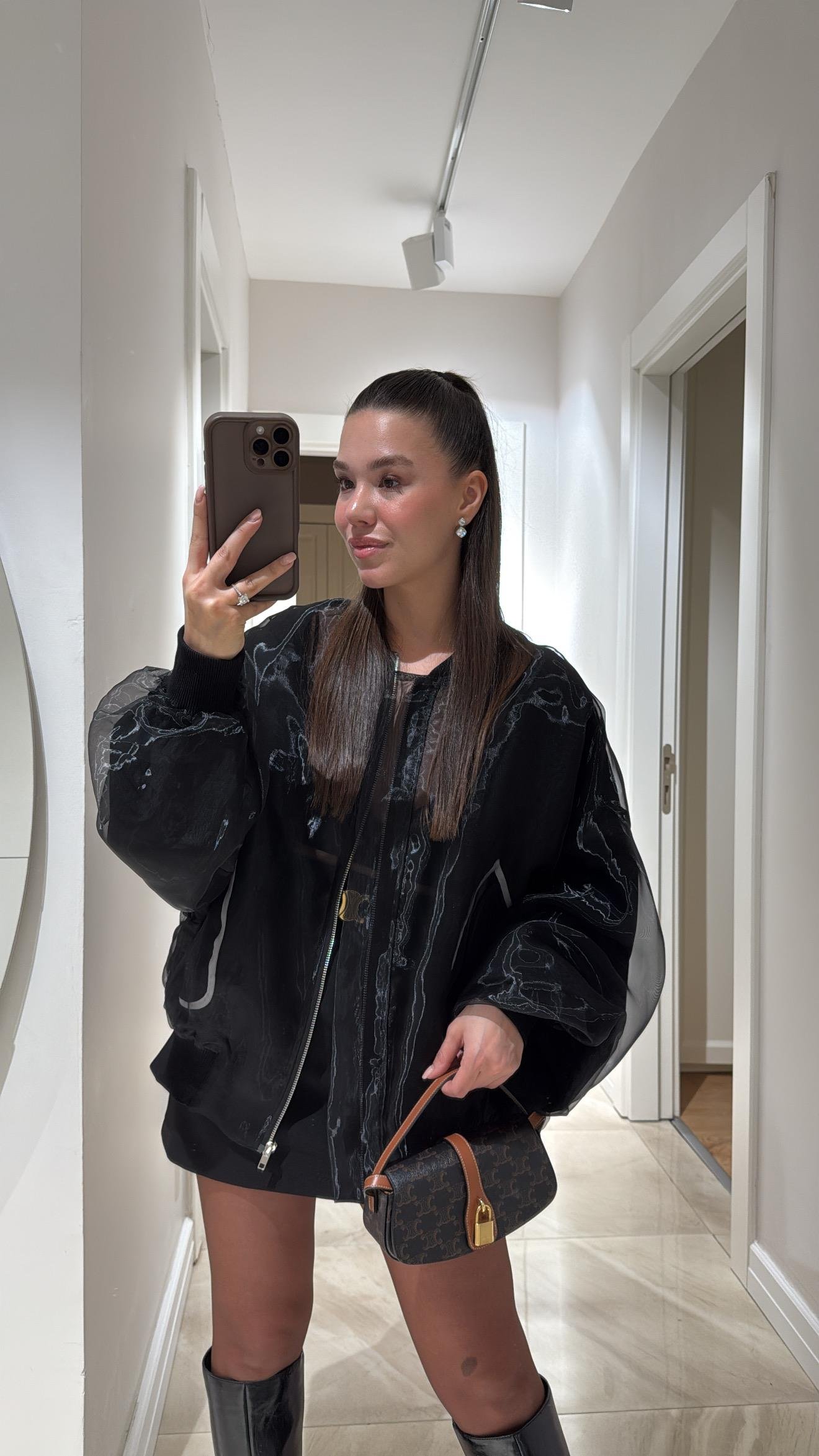 Siyah Cep Detaylı Astarlı Tül Bomber Ceket