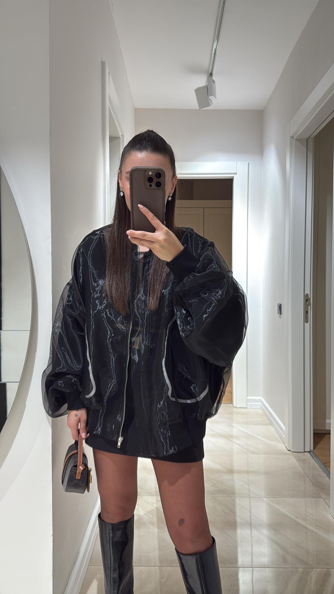 Siyah Cep Detaylı Astarlı Tül Bomber Ceket