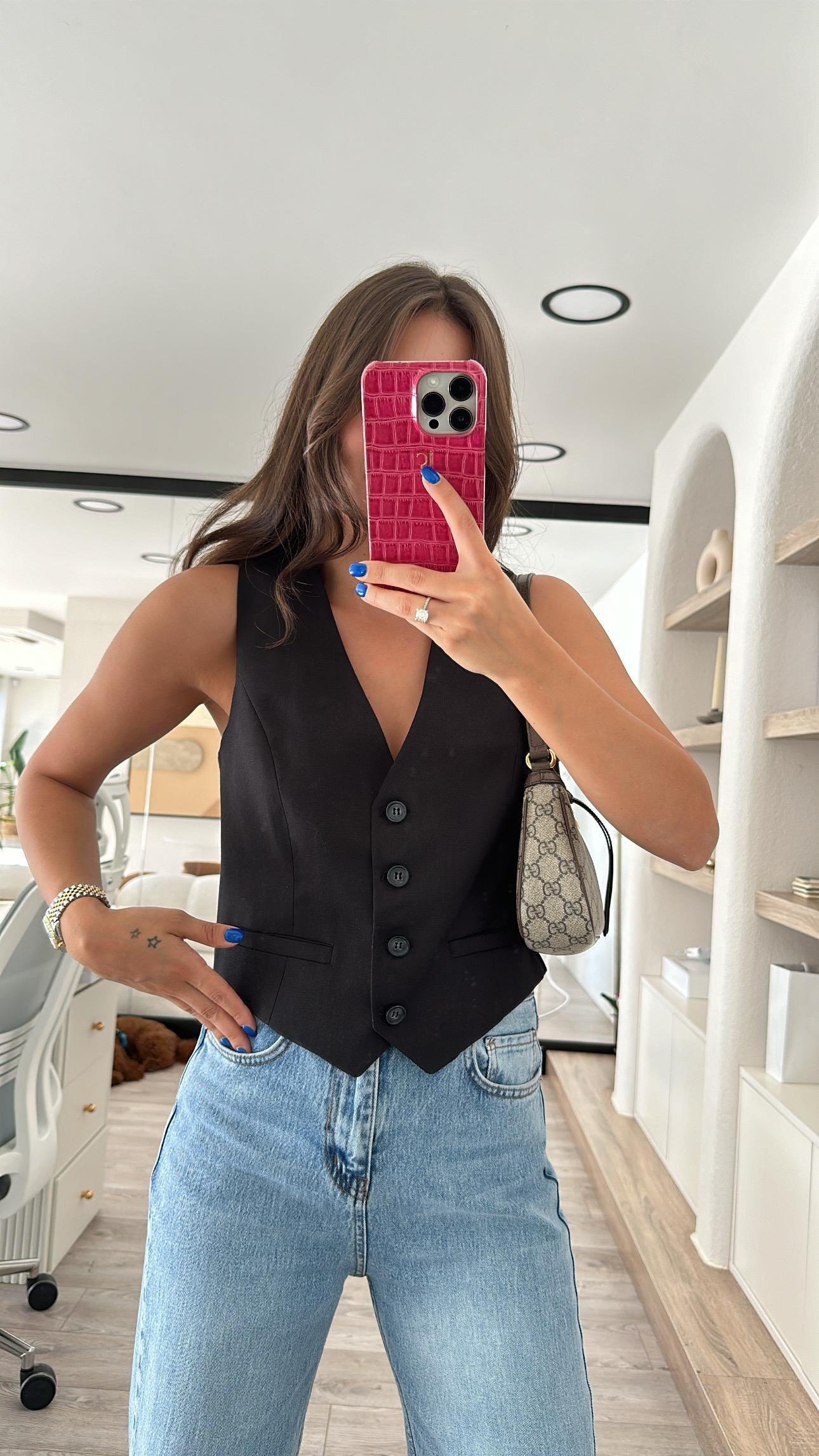 Siyah Cep Detaylı Marka Model Keten Yelek 