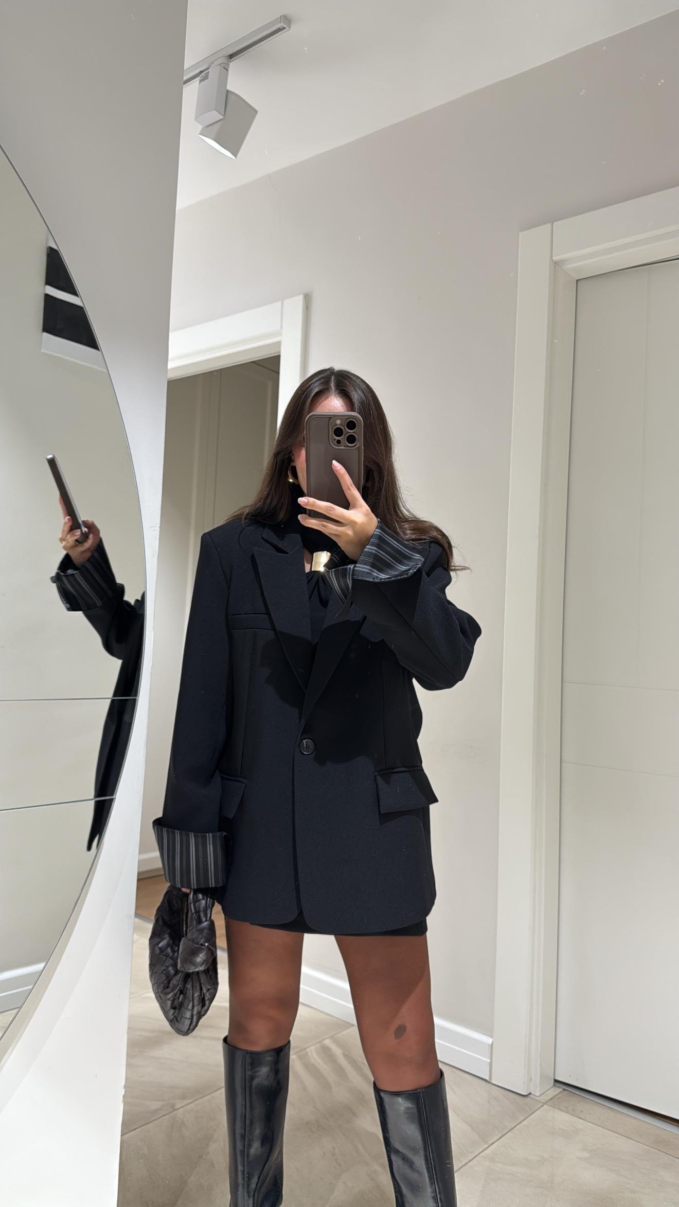 Siyah Çizgili Astarlı Dikiş Detaylı Blazer Ceket