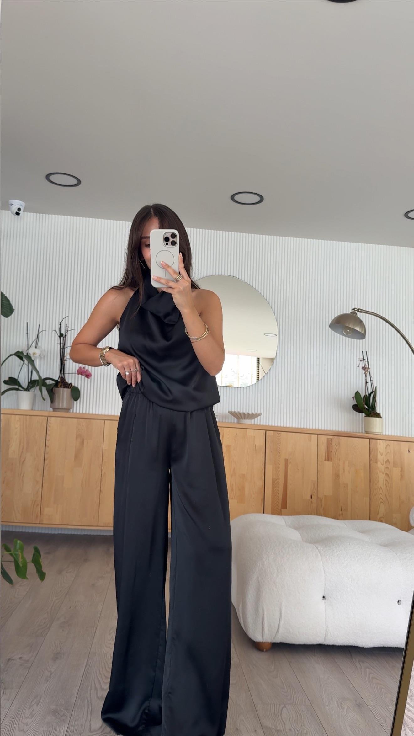 Siyah Drapeli Halter Yaka Pantolon Takım