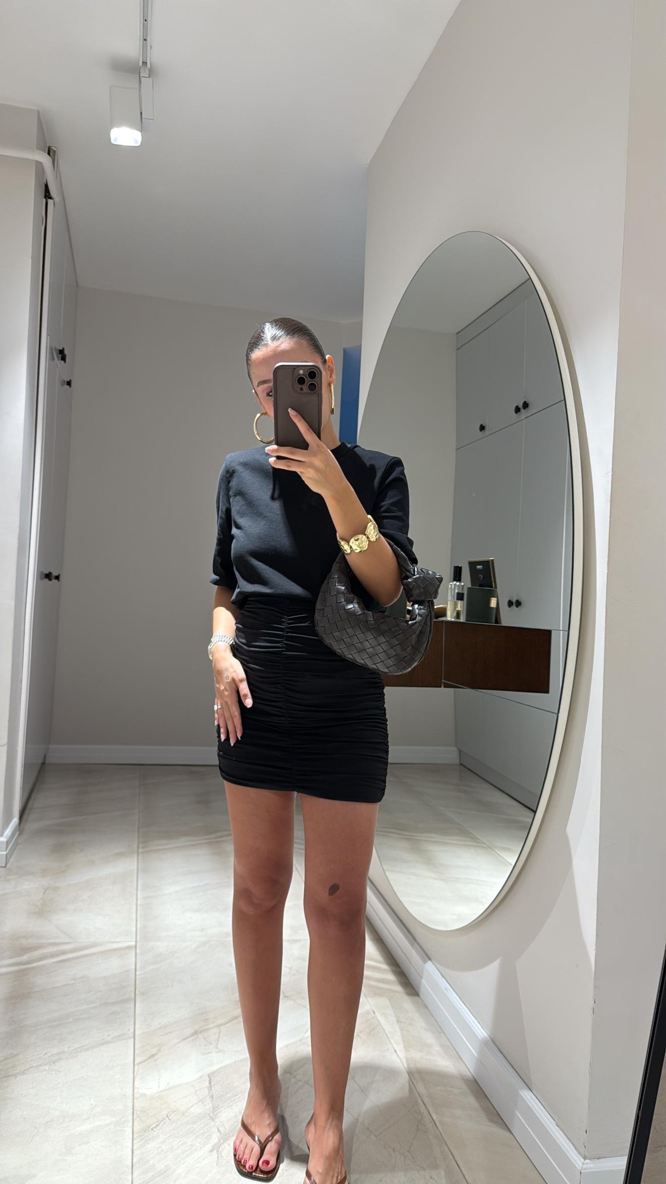 Siyah Drapeli Mini Etek 