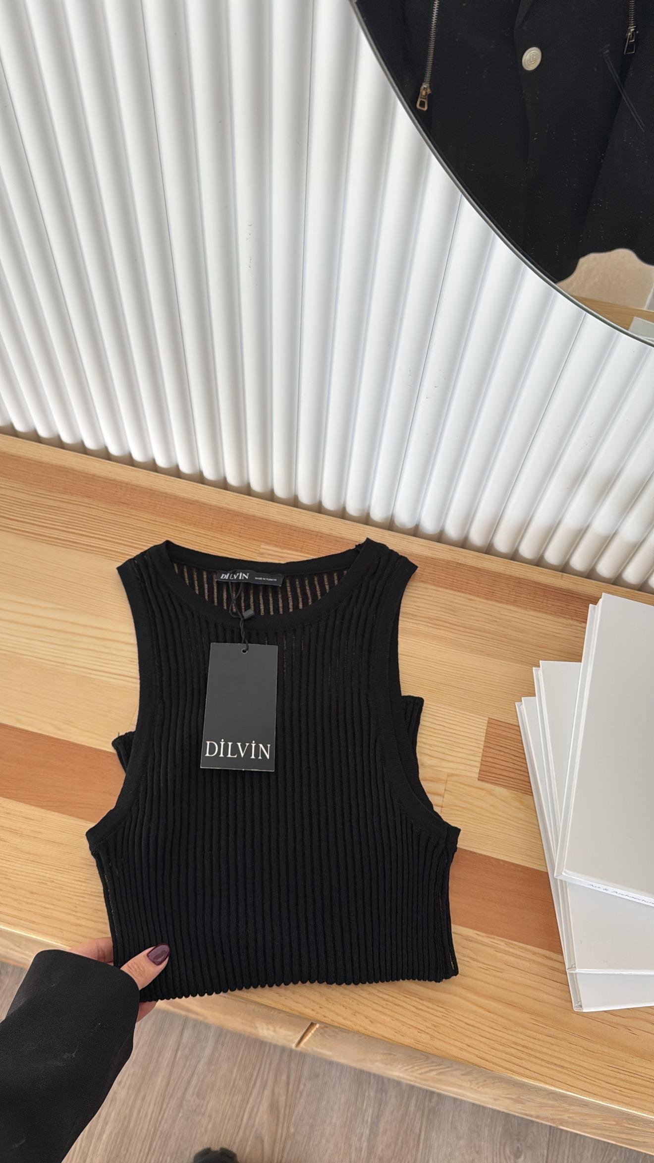 Siyah Fitilli Transparan Bisiklet Yaka Dilvin Atlet 