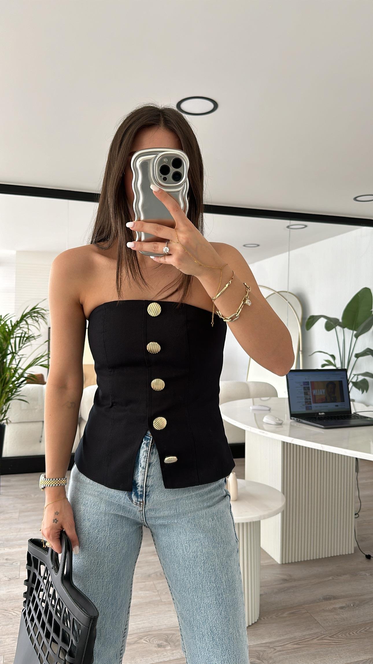 Siyah Gold Düğme Detaylı Straplez Bluz