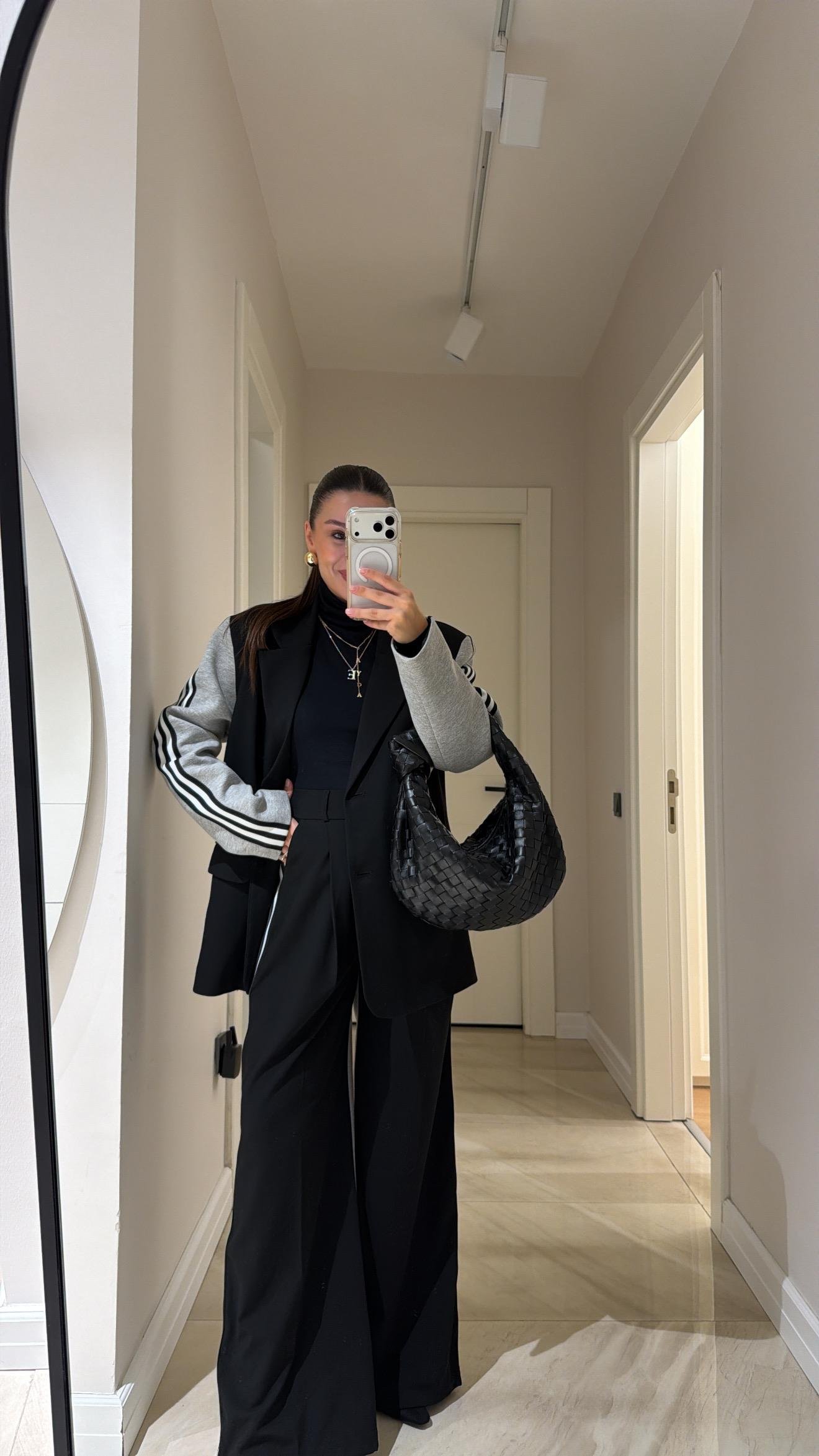 Siyah Gri Şerit Detaylı Garnili Pantolon