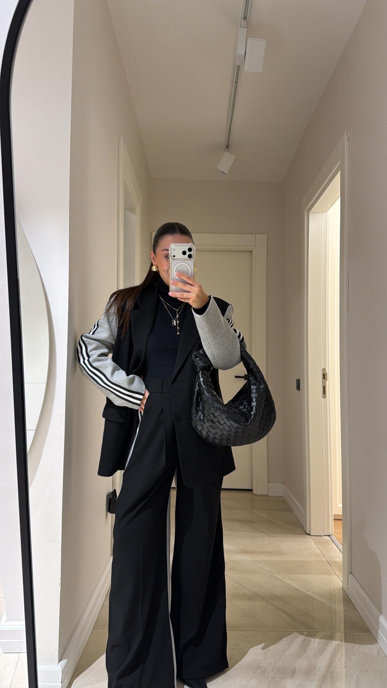 Siyah Gri Şerit Detaylı Garnili Pantolon