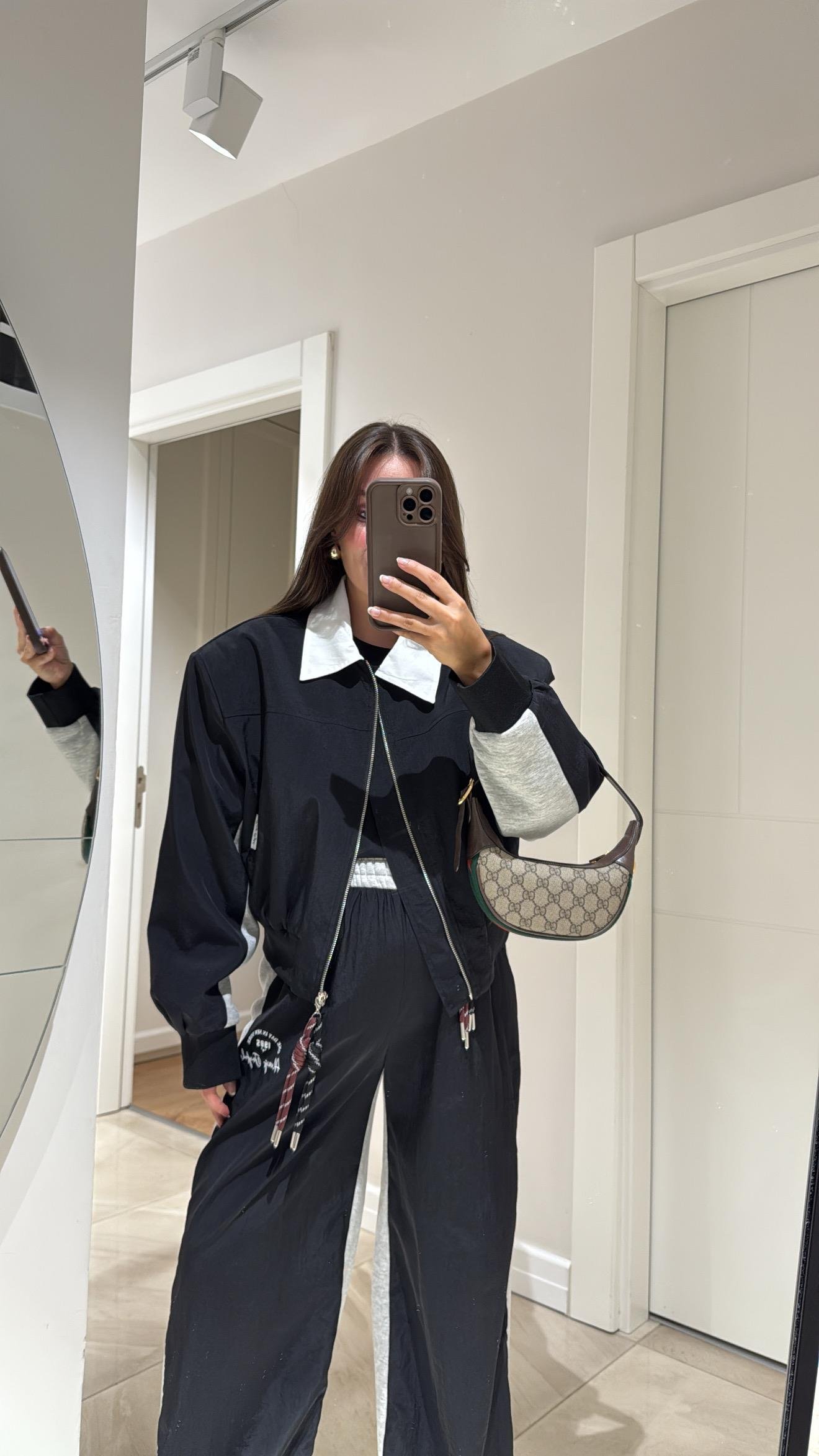 Siyah Gri Şeritli Charmlı Bomber Ceket