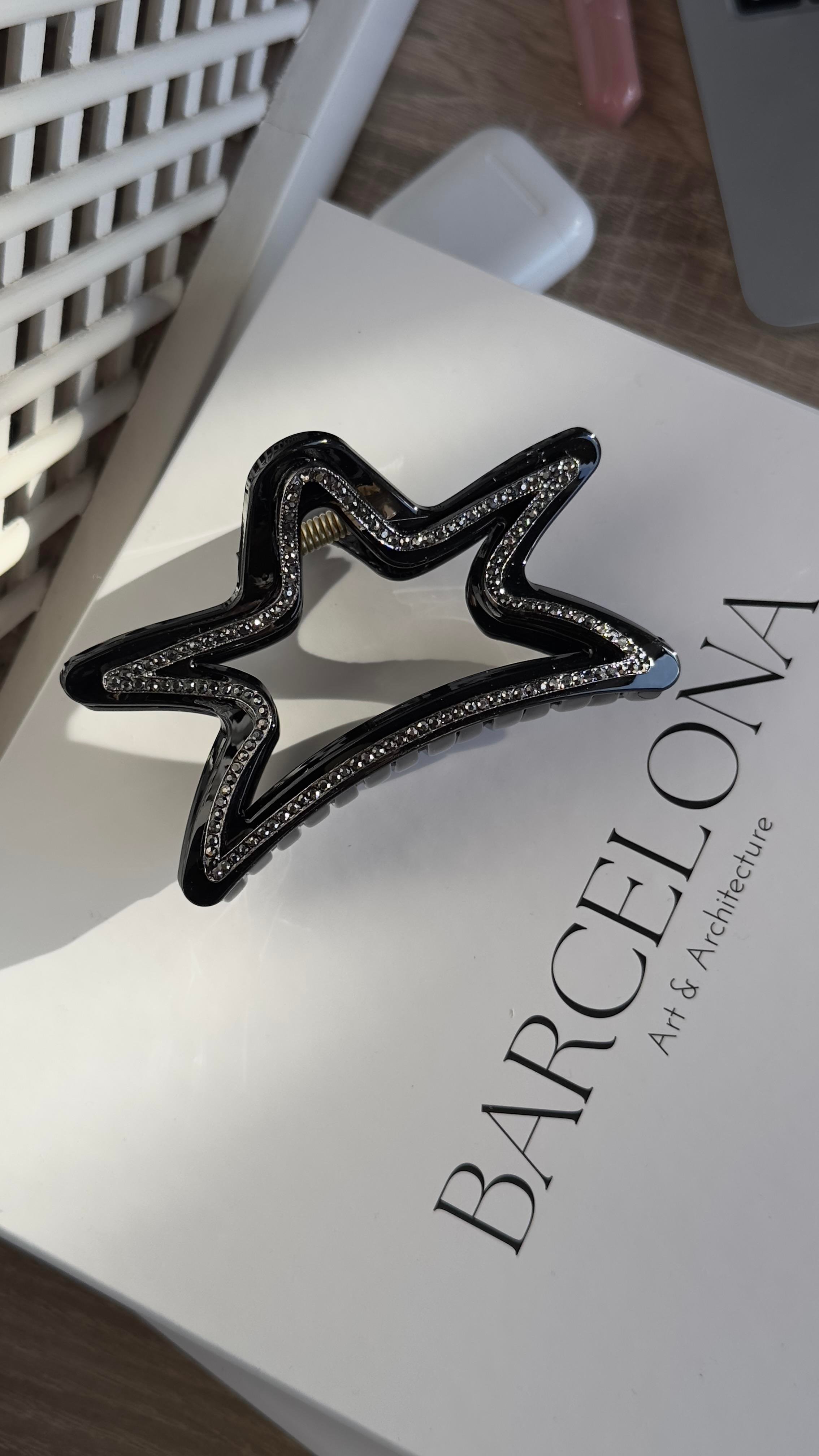 Siyah Gri Taşlı Yıldızlı Kıskaçlı Toka