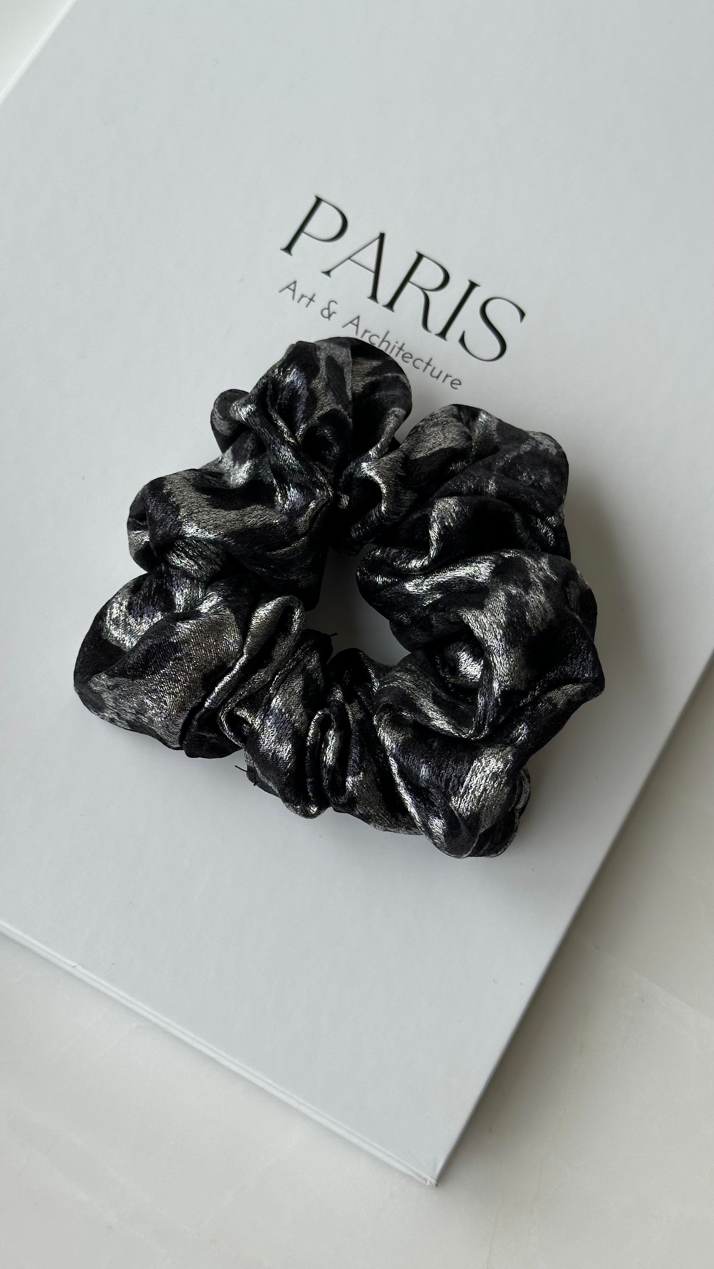 Siyah Gri Varaklı Toka