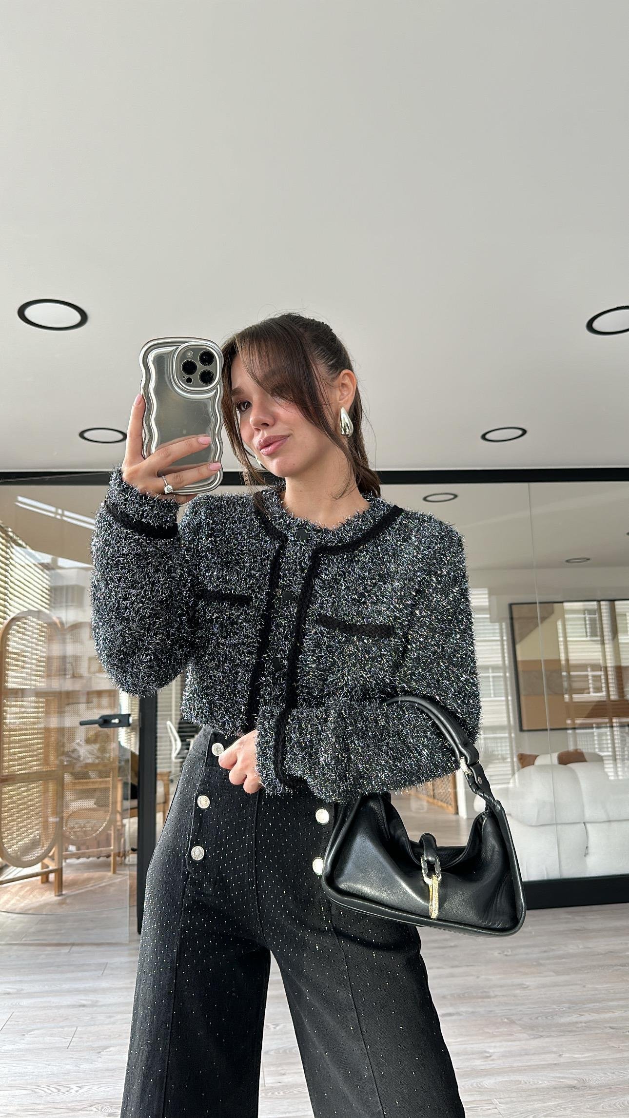 Siyah Gümüş Simli Örgü Detaylı Dilvin Hırka 