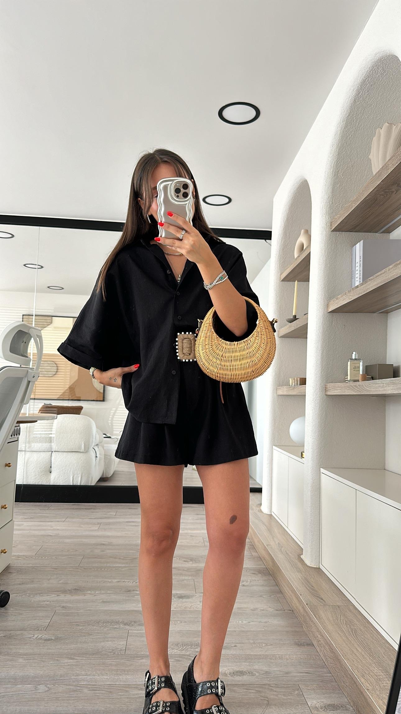 Siyah Hasır Kemerli Keten Şort Takım