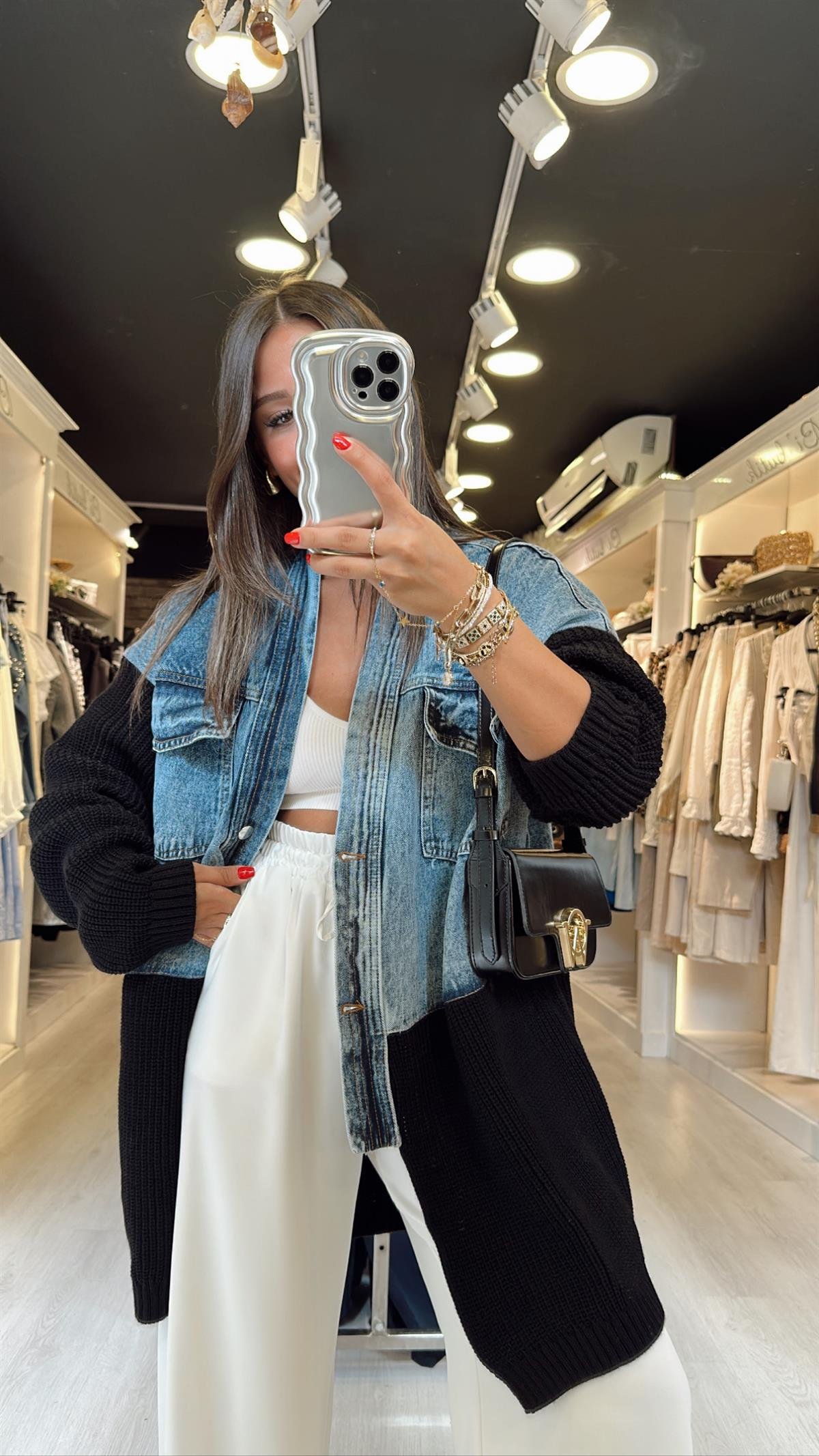 Siyah Jean Detaylı Cepli Hırka 