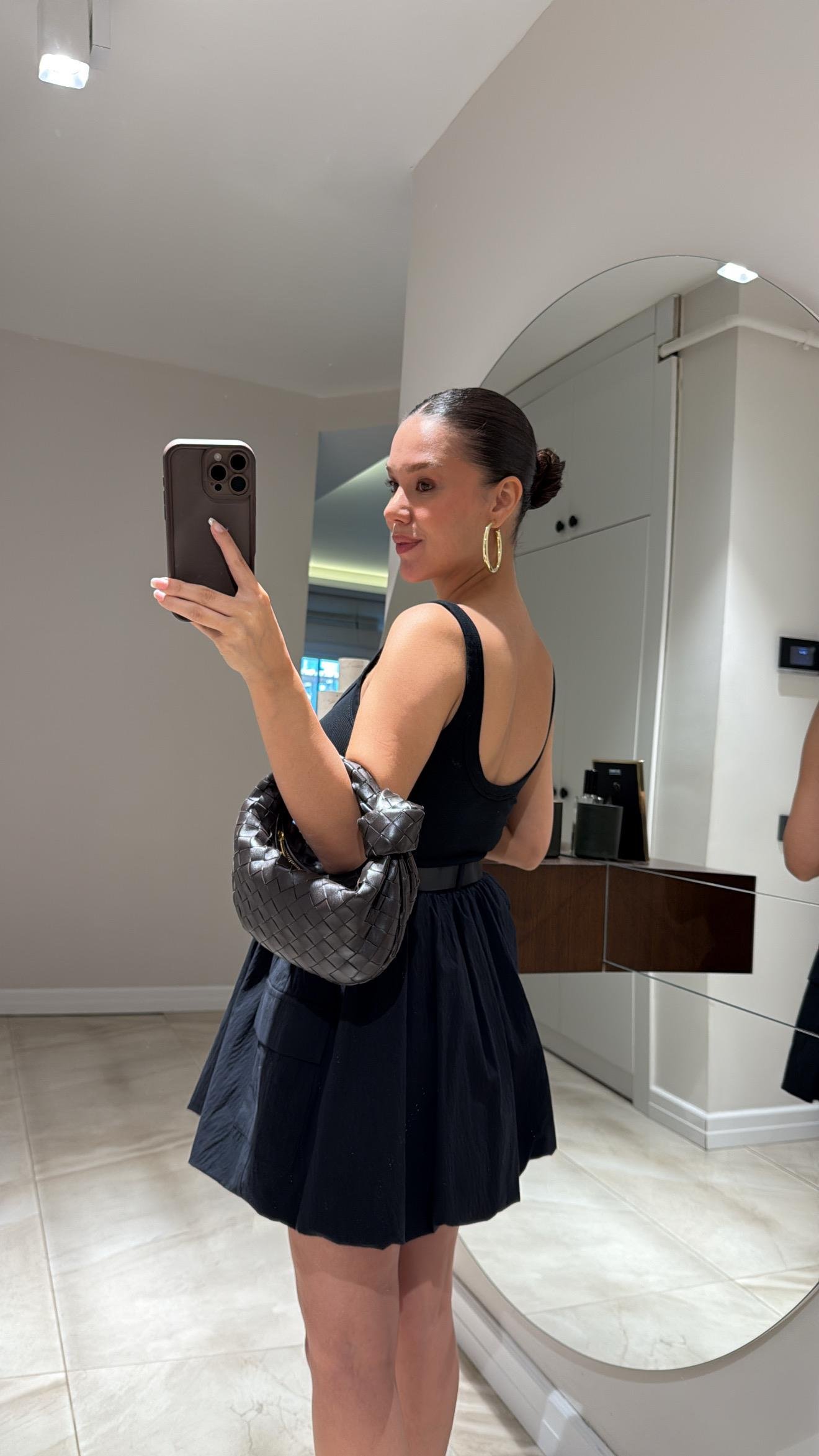 Siyah Kemer Aksesuarlı Balon Mini Etek