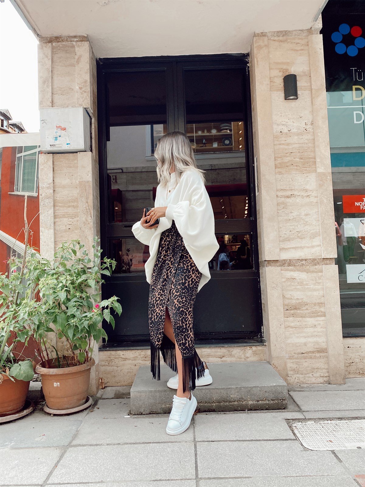 Siyah Leopar Püskülü Ön Yırtmaçlı Etek 