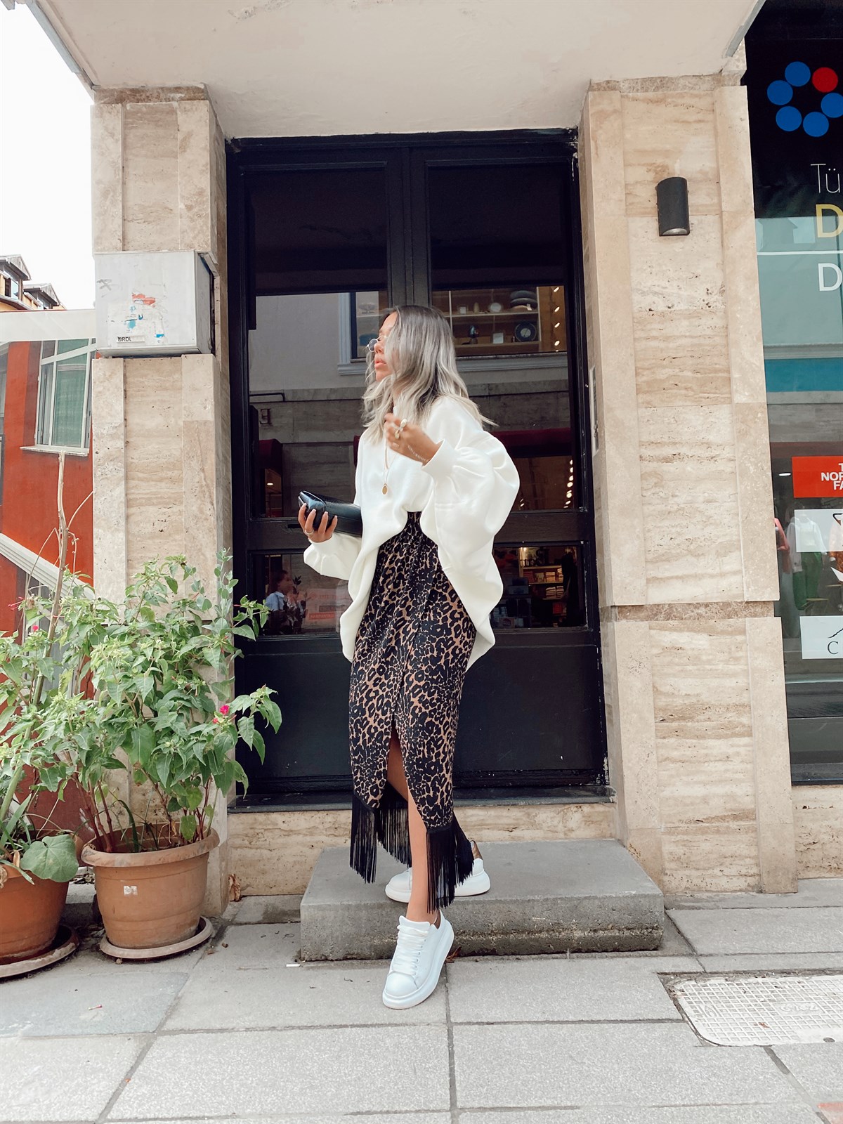 Siyah Leopar Püskülü Ön Yırtmaçlı Etek 