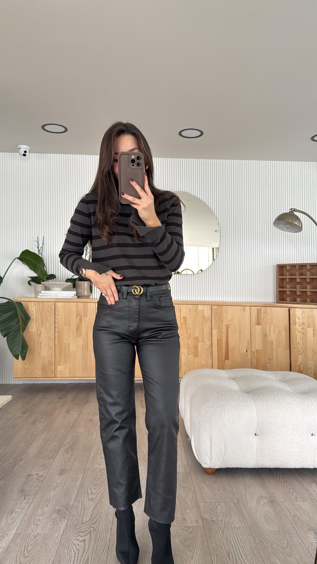 Siyah Mumlu Bilek Boy Marka Model Mom Jean 