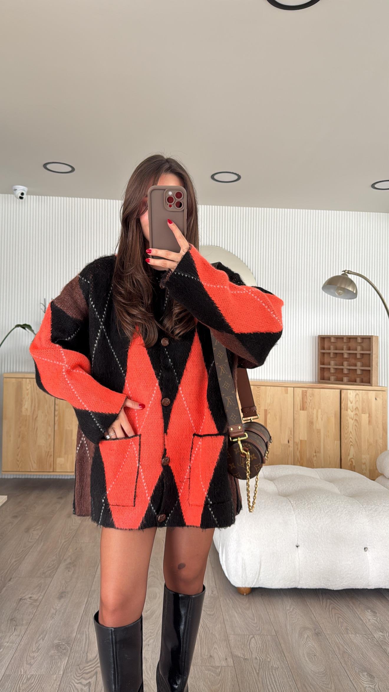 Siyah Neon Orange Ön Cepli Hırka