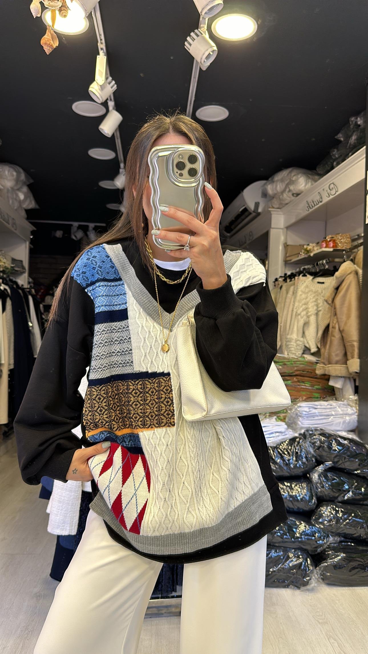 Siyah Ön Triko Detaylı Sweat 