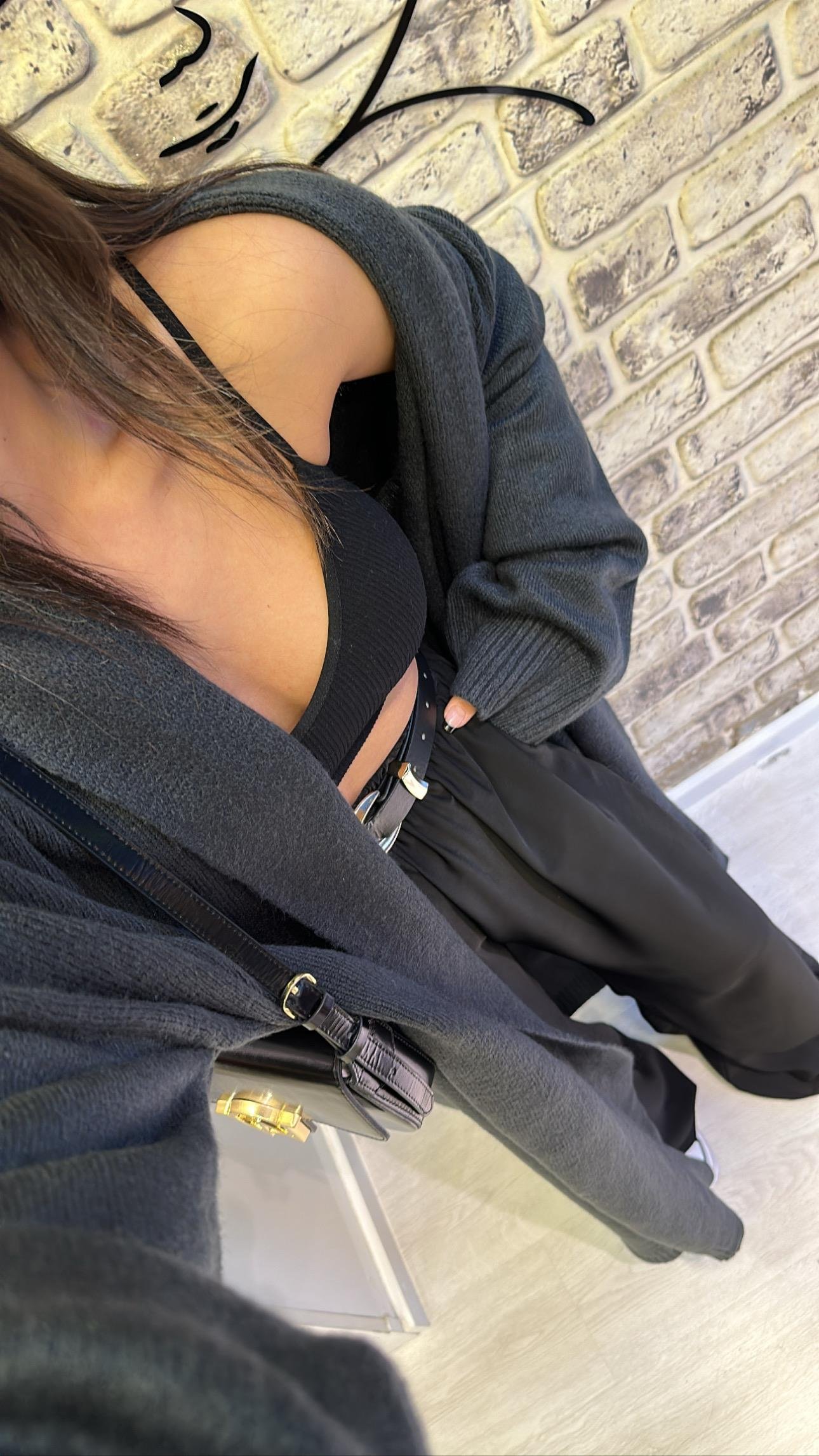 Siyah Önü Açık Şal Yaka Uzun Hırka 