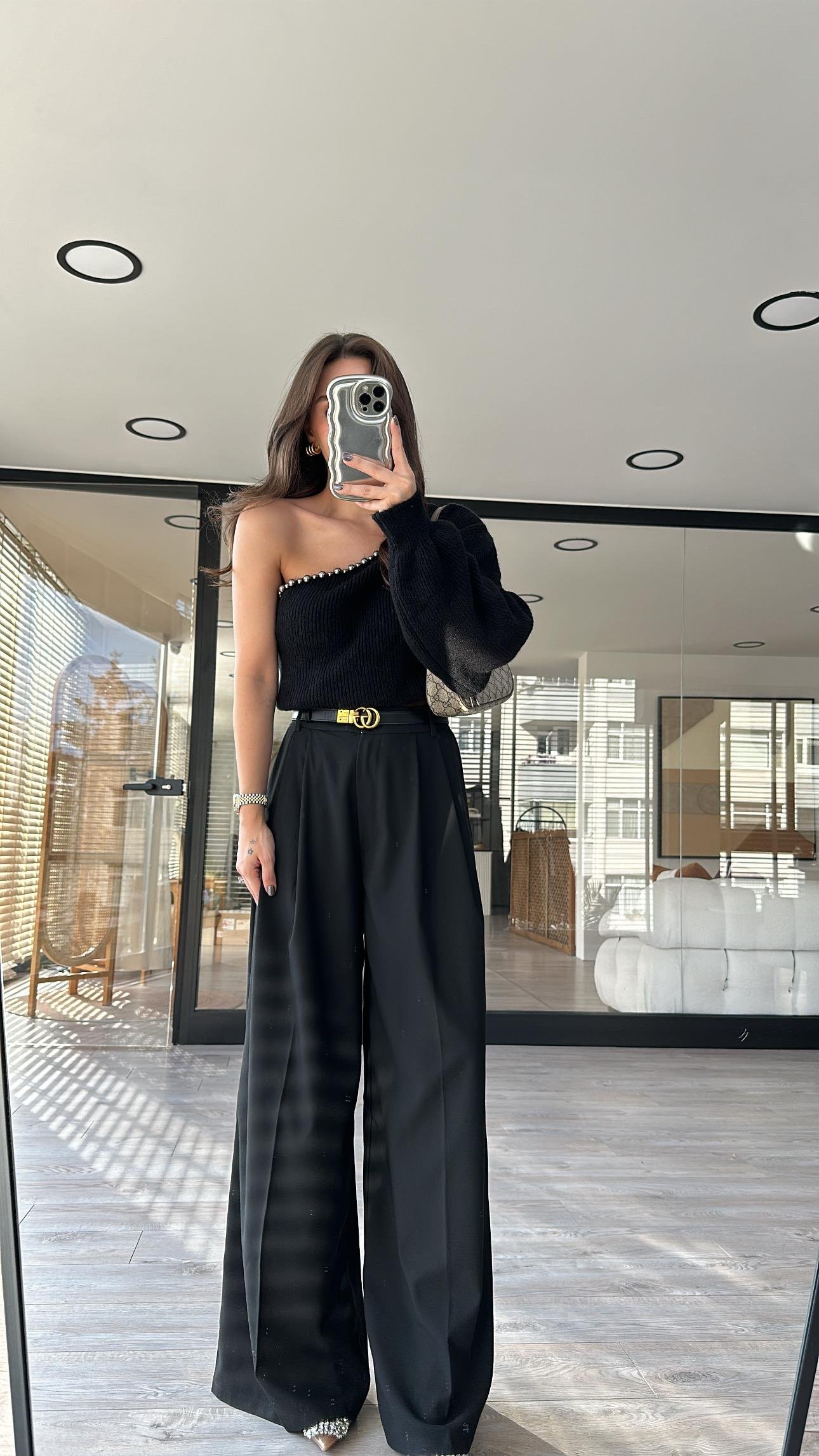 Siyah Renk Çift Pileli Bol Paça Palazzo Pantolon 