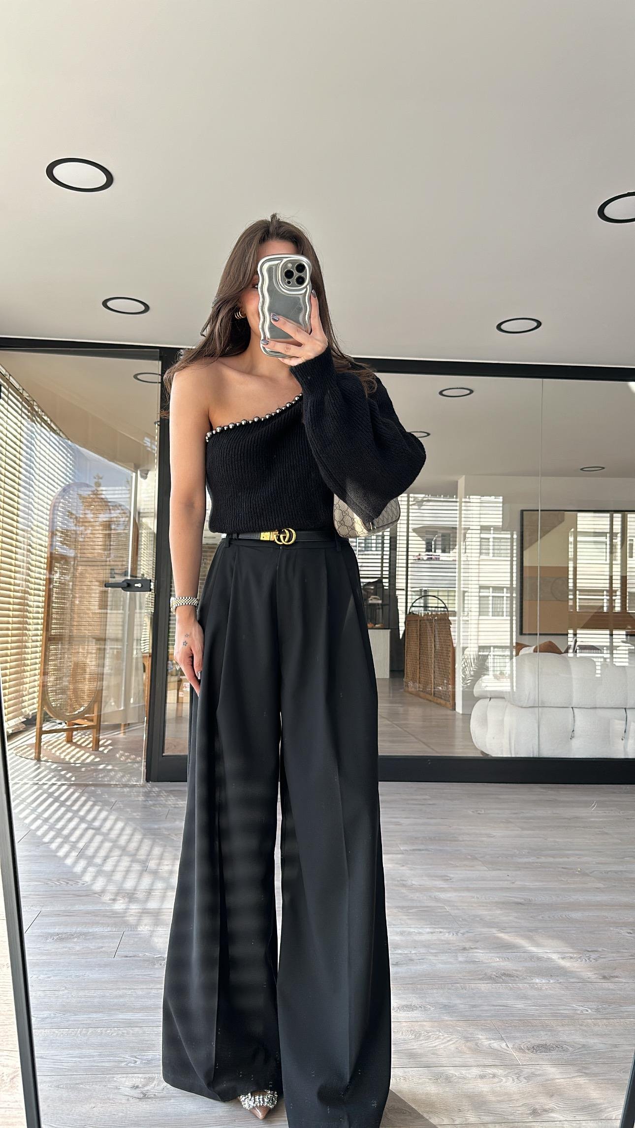 Siyah Renk Çift Pileli Bol Paça Palazzo Pantolon 