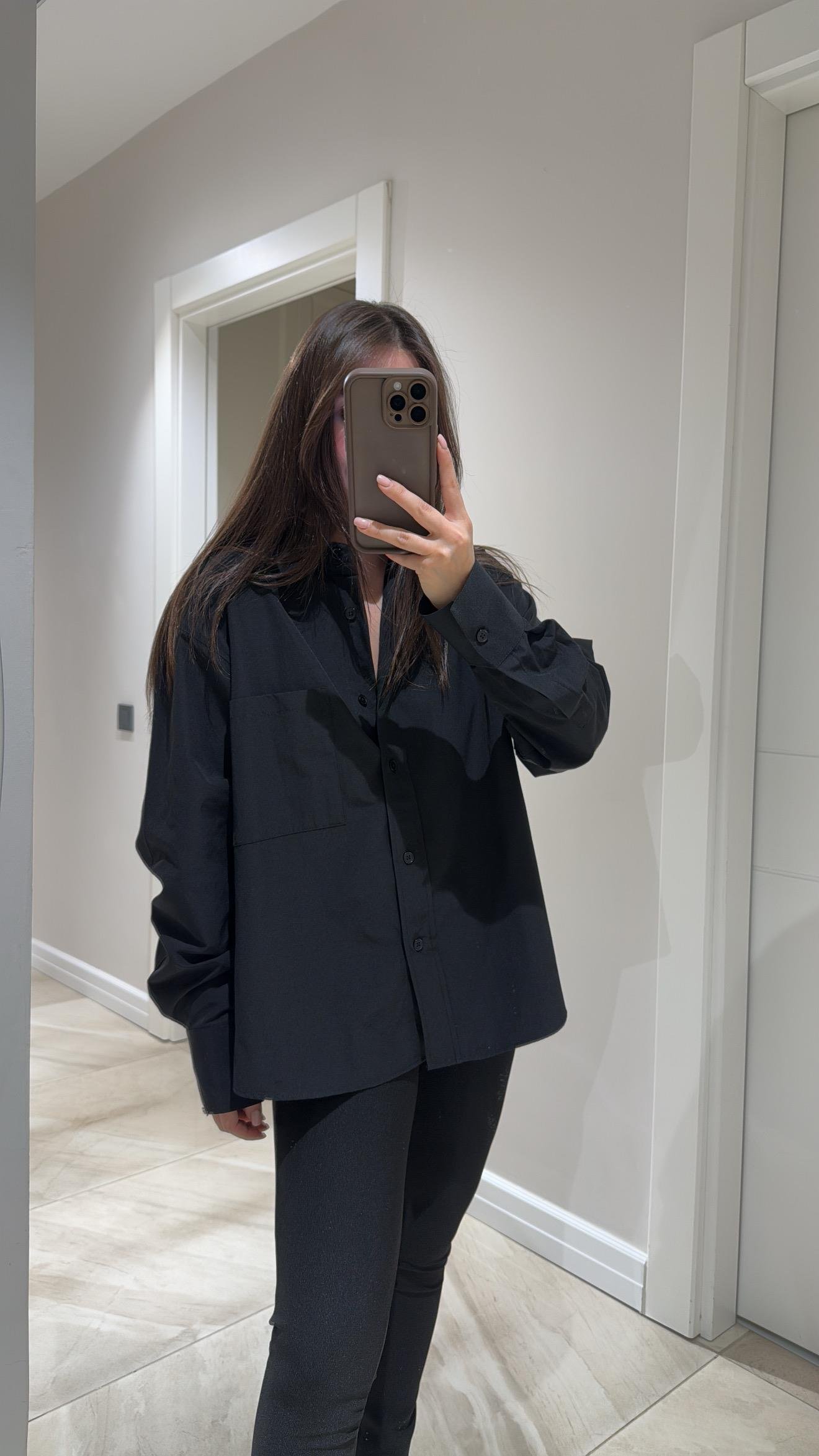 Siyah Tek Cepli Poplin Kumaş Ravi Gömlek 