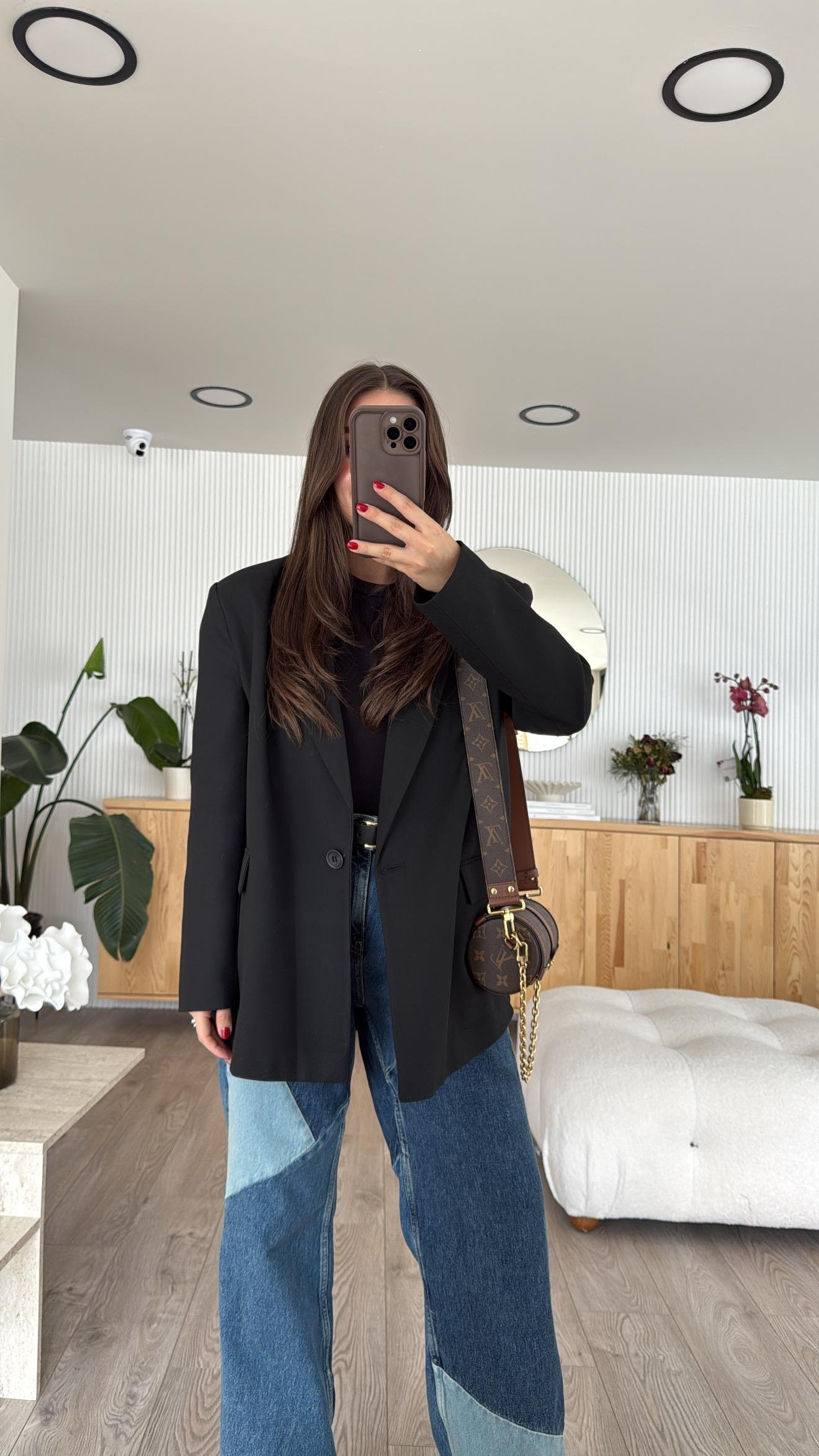 Siyah Tek Düğmeli Vatkalı Blazer Ceket 